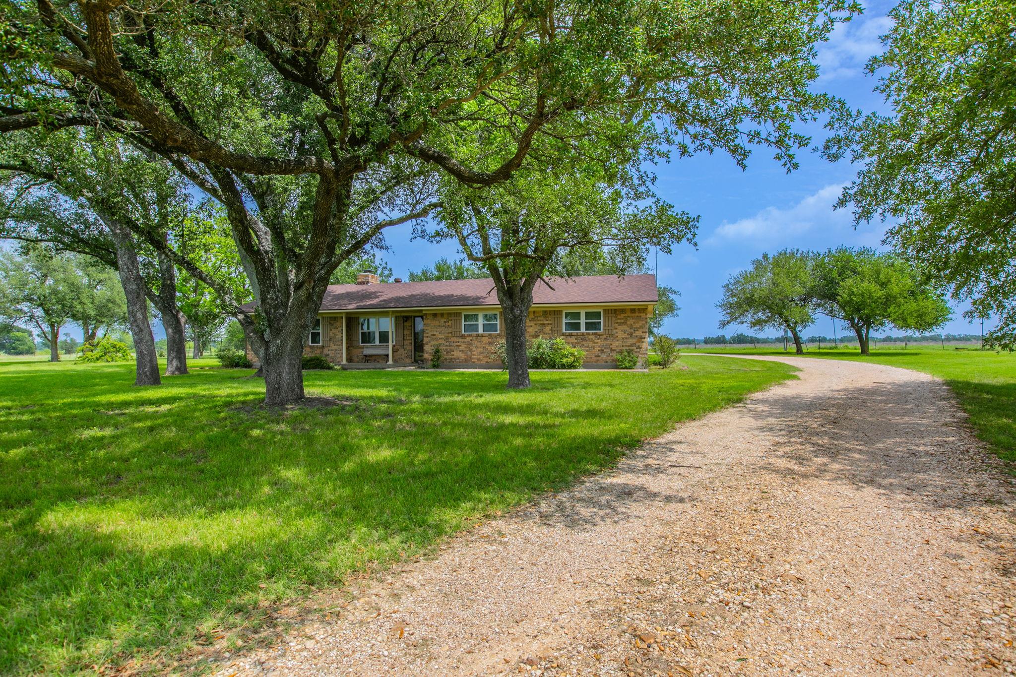 3053 Hobby Creek Rd Property Photo 8