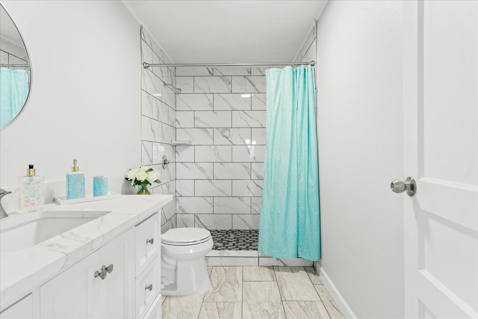115 N Byers St Property Photo 29