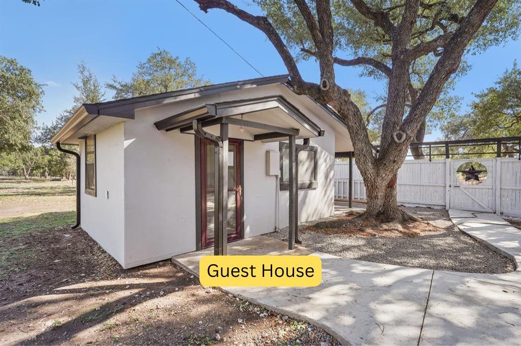 1739 Starwood Dr Property Photo 3