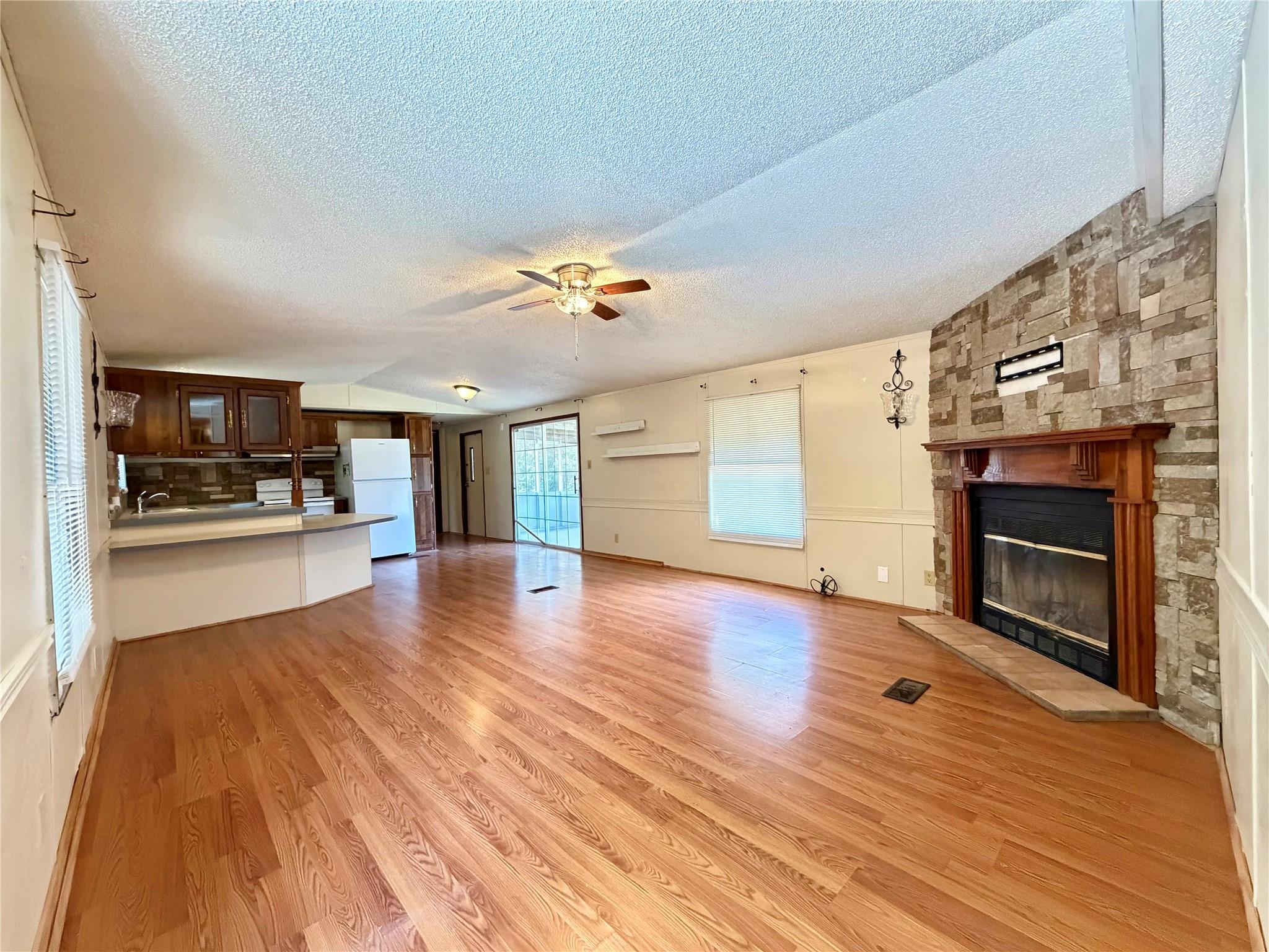 382 County Road 4450 None Property Photo 2