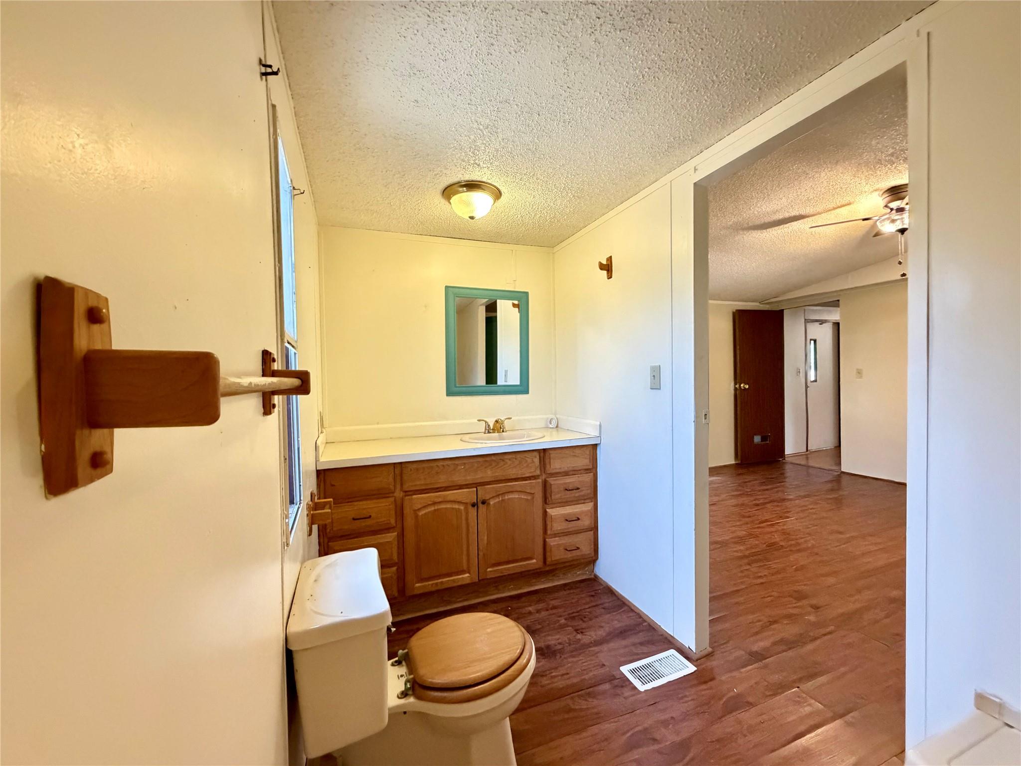 382 County Road 4450 None Property Photo 5