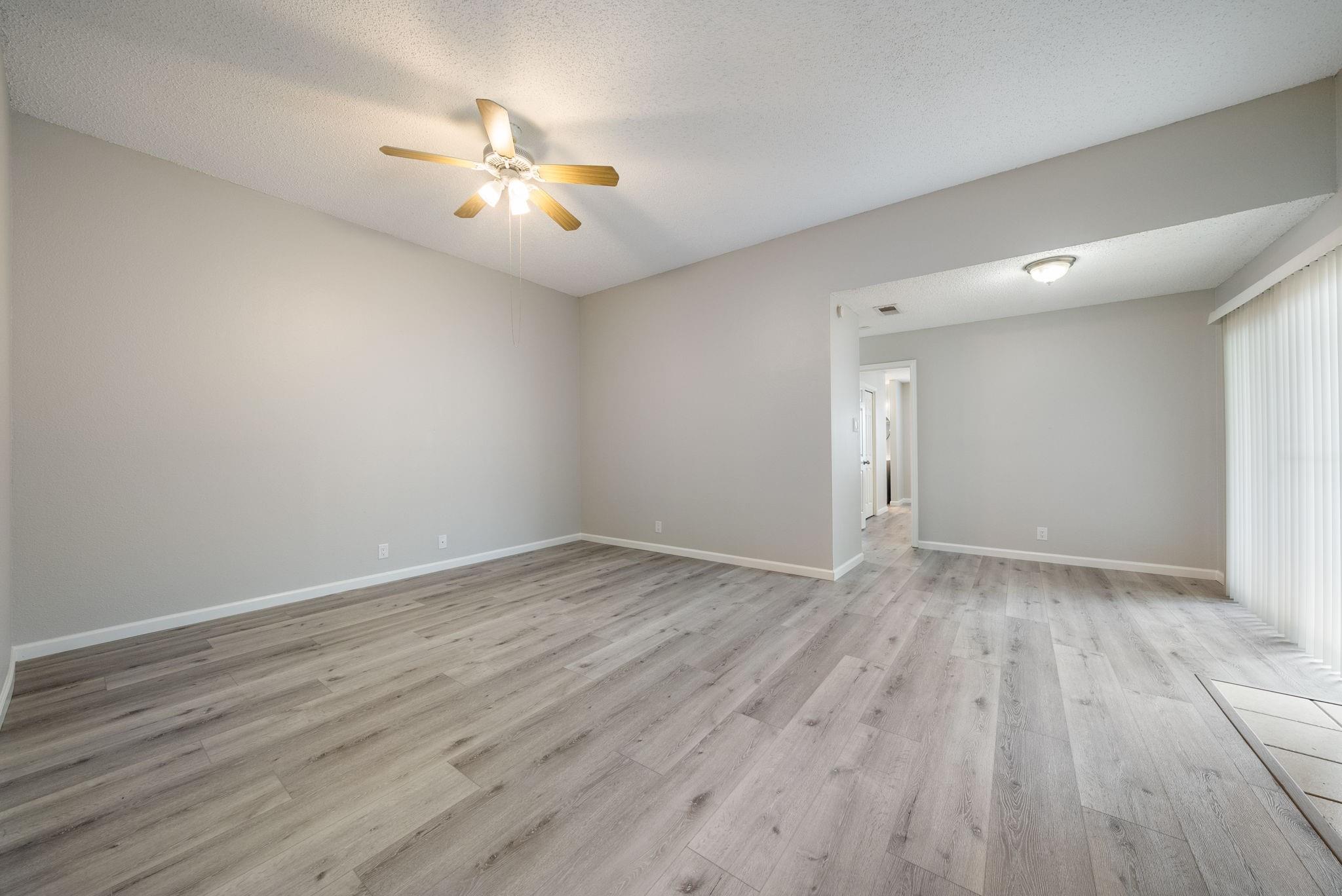 428 S Sailmaster St #b Property Photo 10