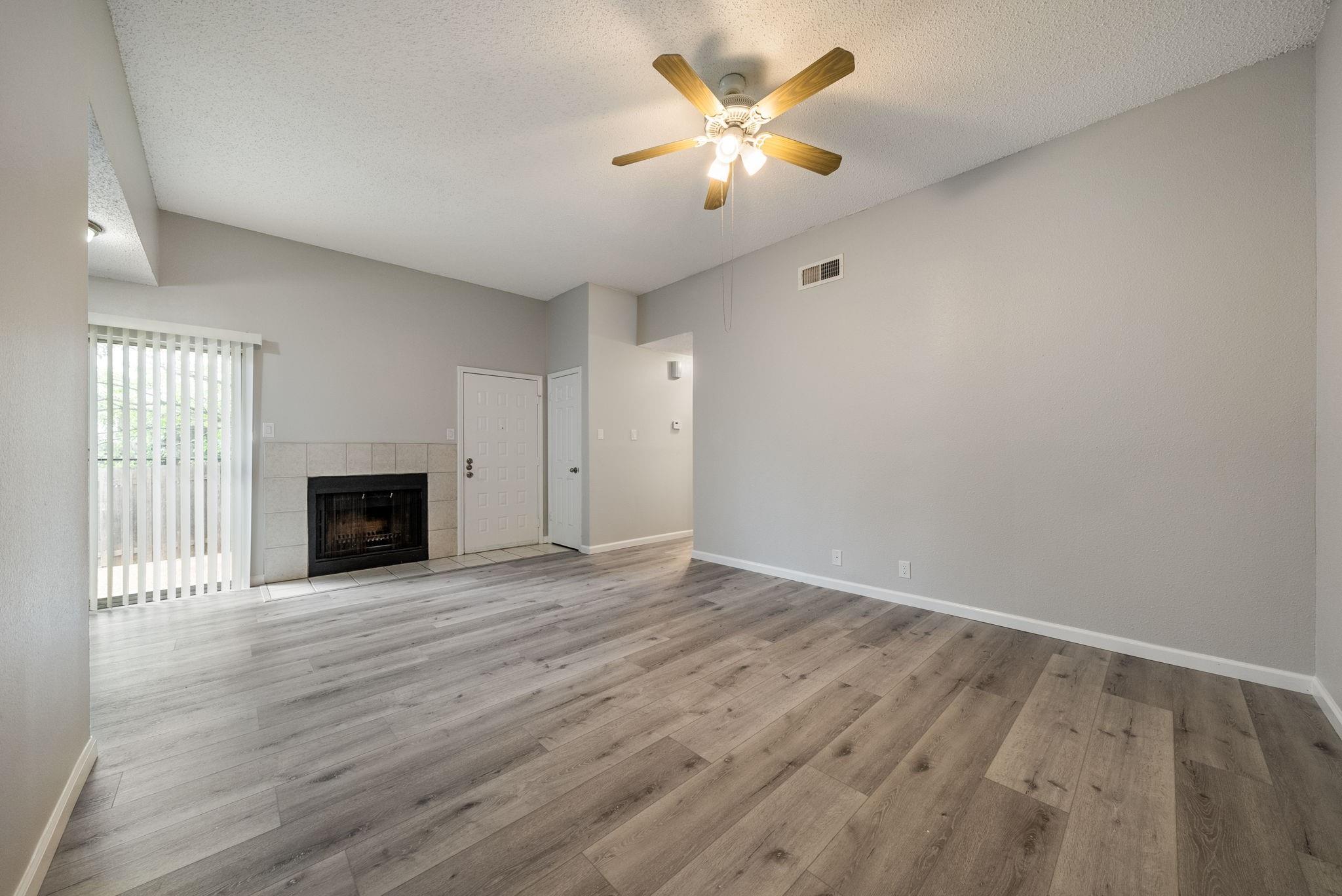 428 S Sailmaster St #b Property Photo 11