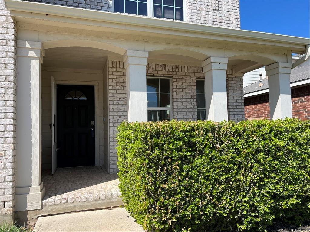 2307 Founder Dr Property Photo 3