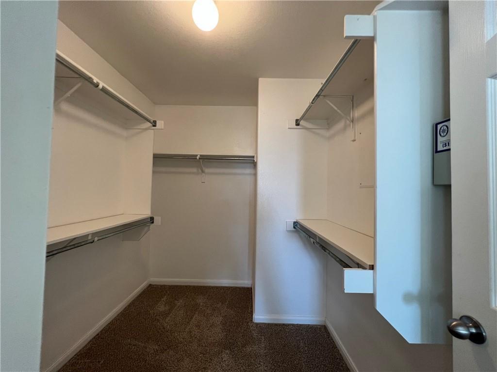2307 Founder Dr Property Photo 17