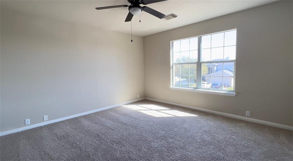 2307 Founder Dr Property Photo 18