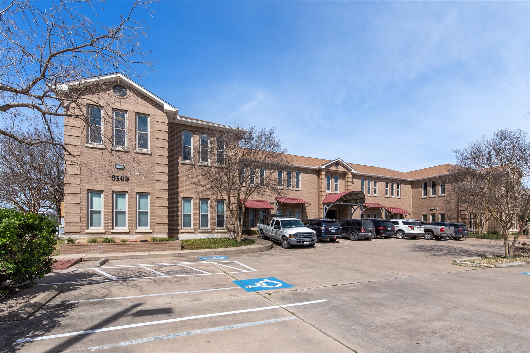 8100 Shoal Creek Blvd Property Photo 1