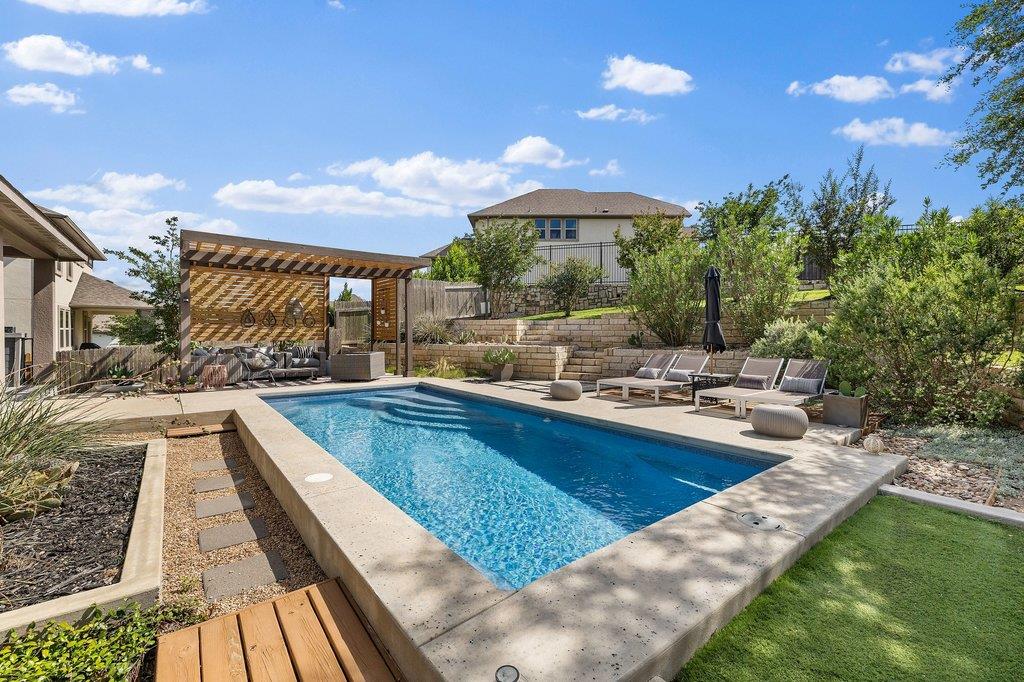 5500 La Canada Way Property Photo 2