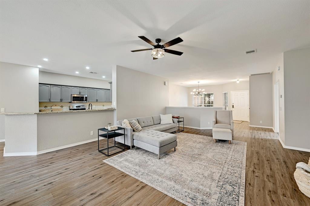 3308 Marin Ct Property Photo 3