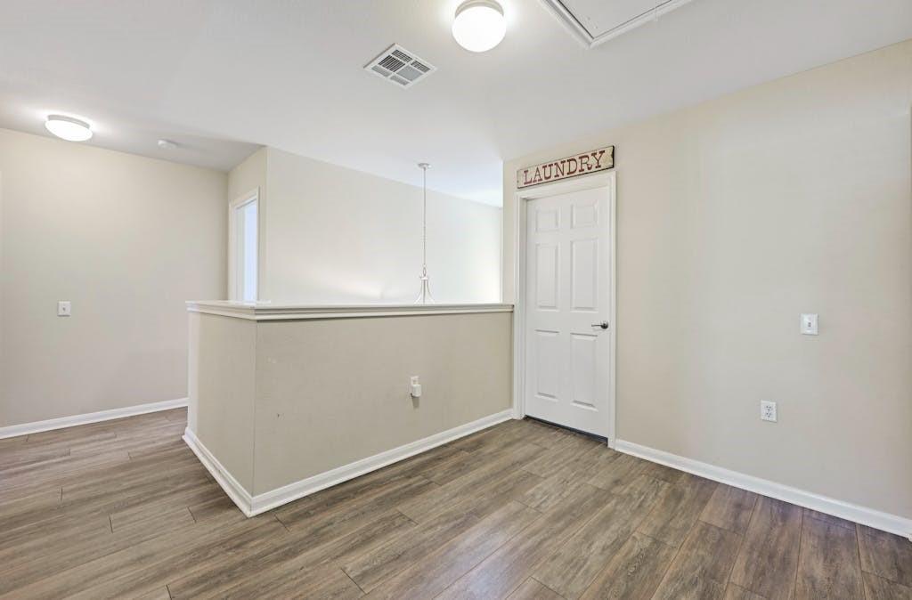 3916 Bronco Bend Loop Property Photo 17