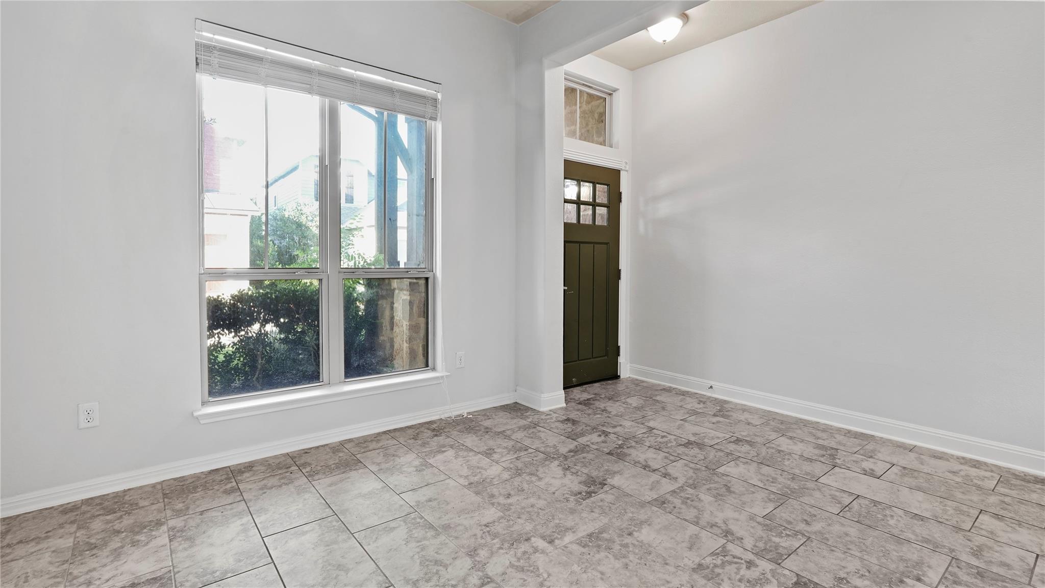 135 Simon None Property Photo 5