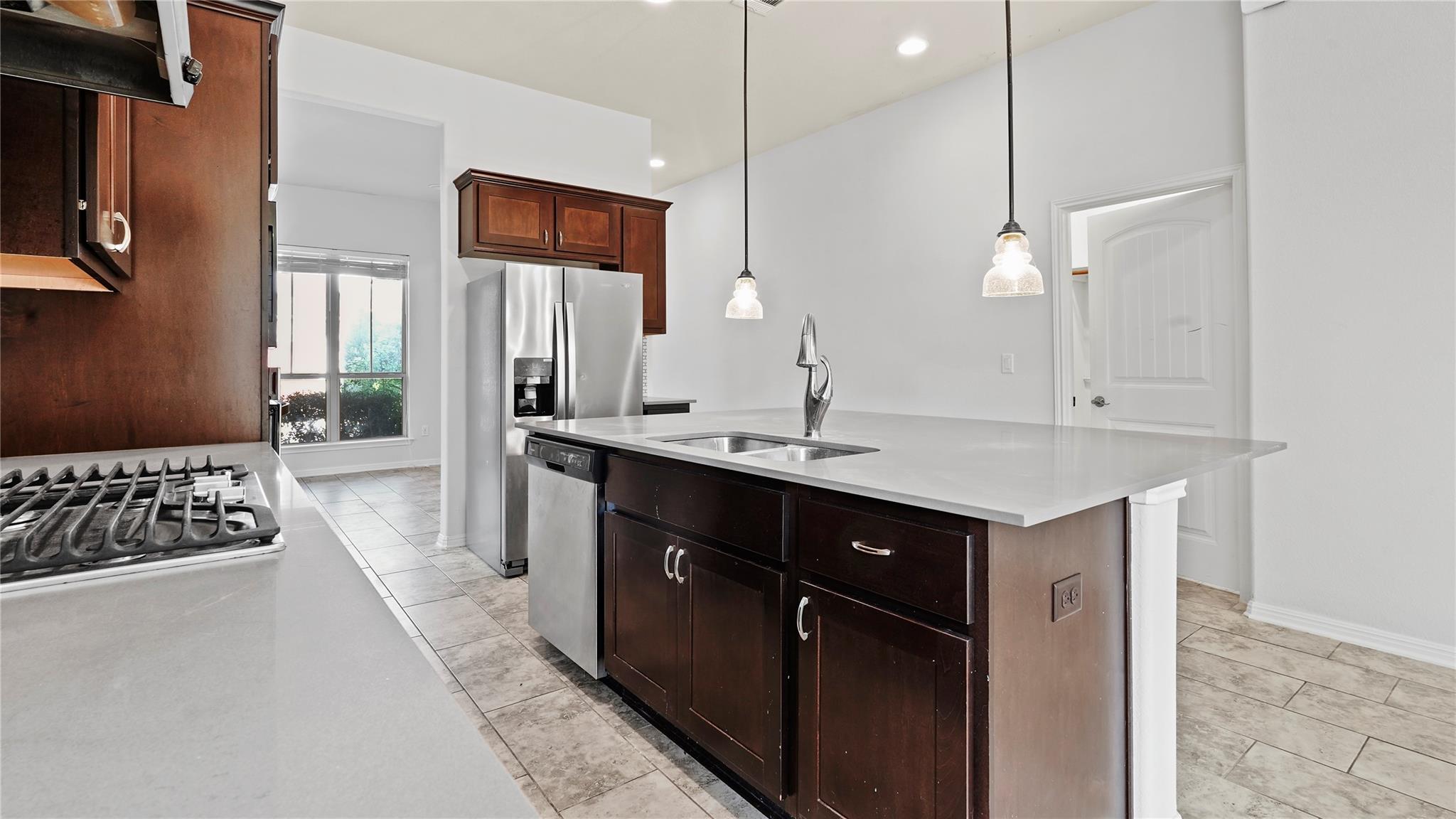 135 Simon None Property Photo 10