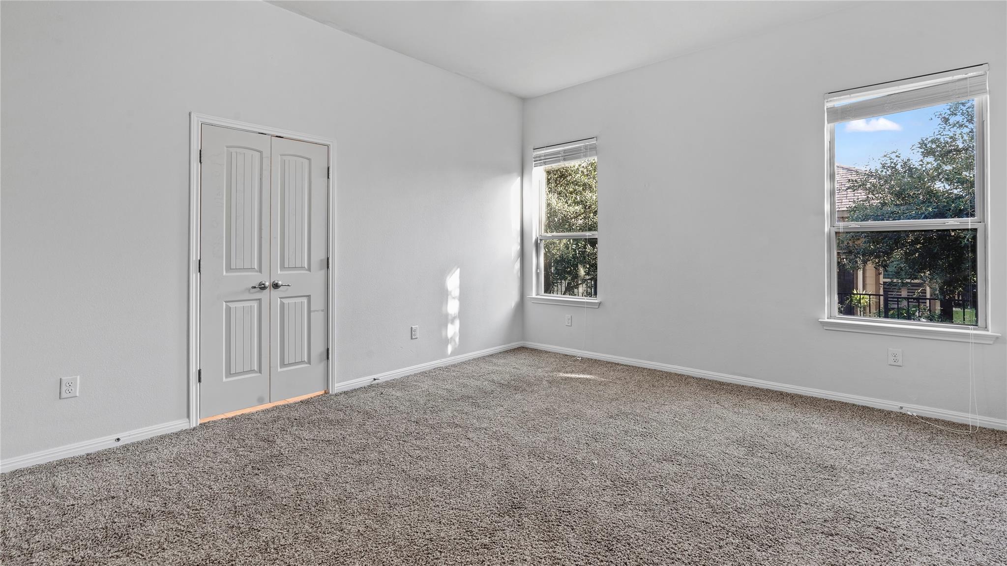 135 Simon None Property Photo 12