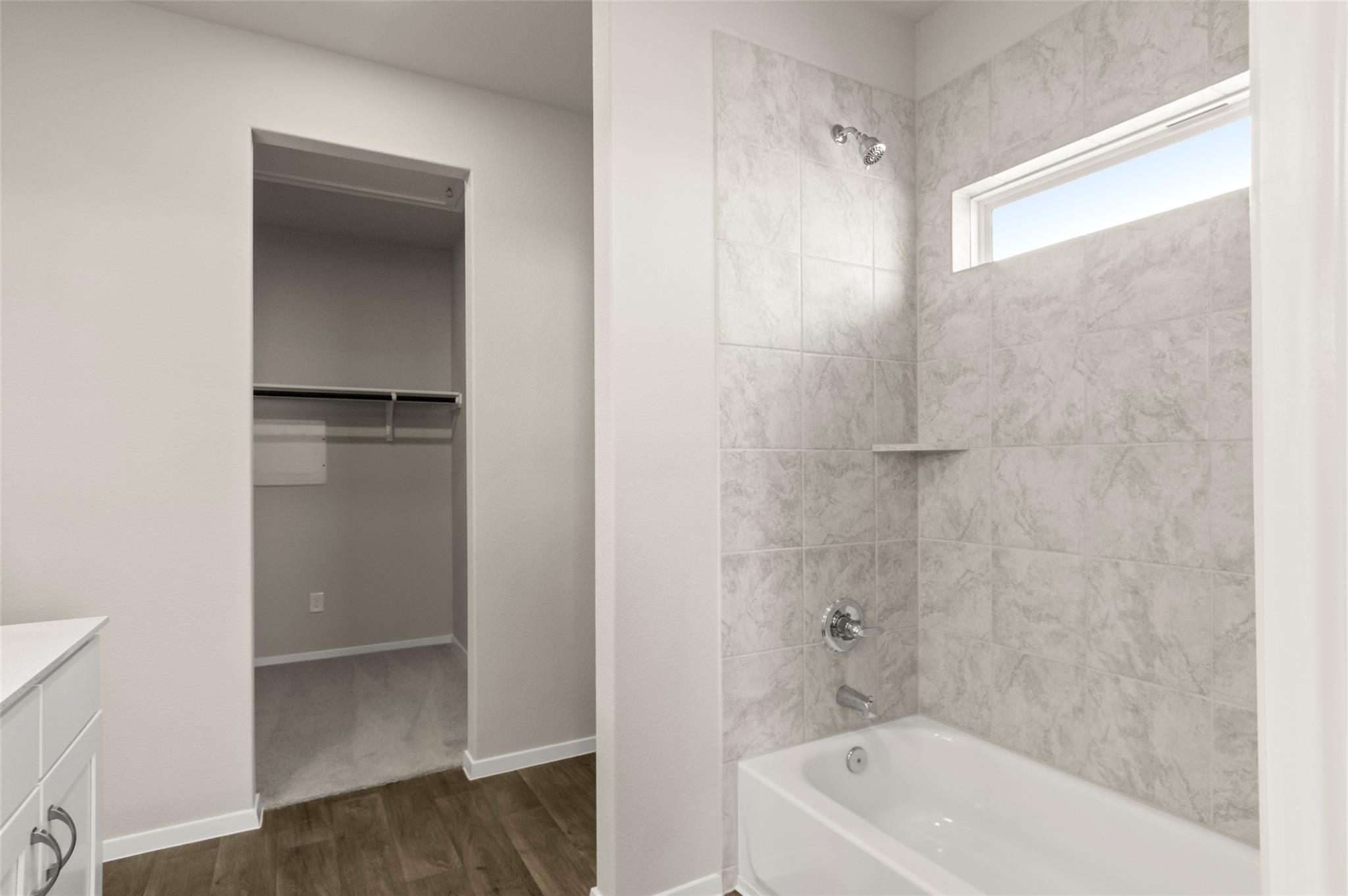 1211 Teychas Dr Property Photo 21
