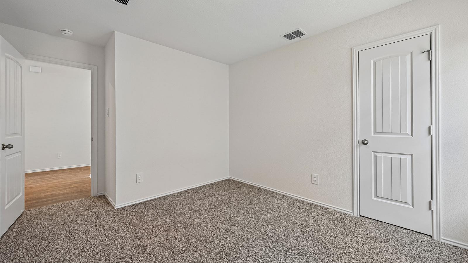 218 Salkeld Dr Property Photo 27