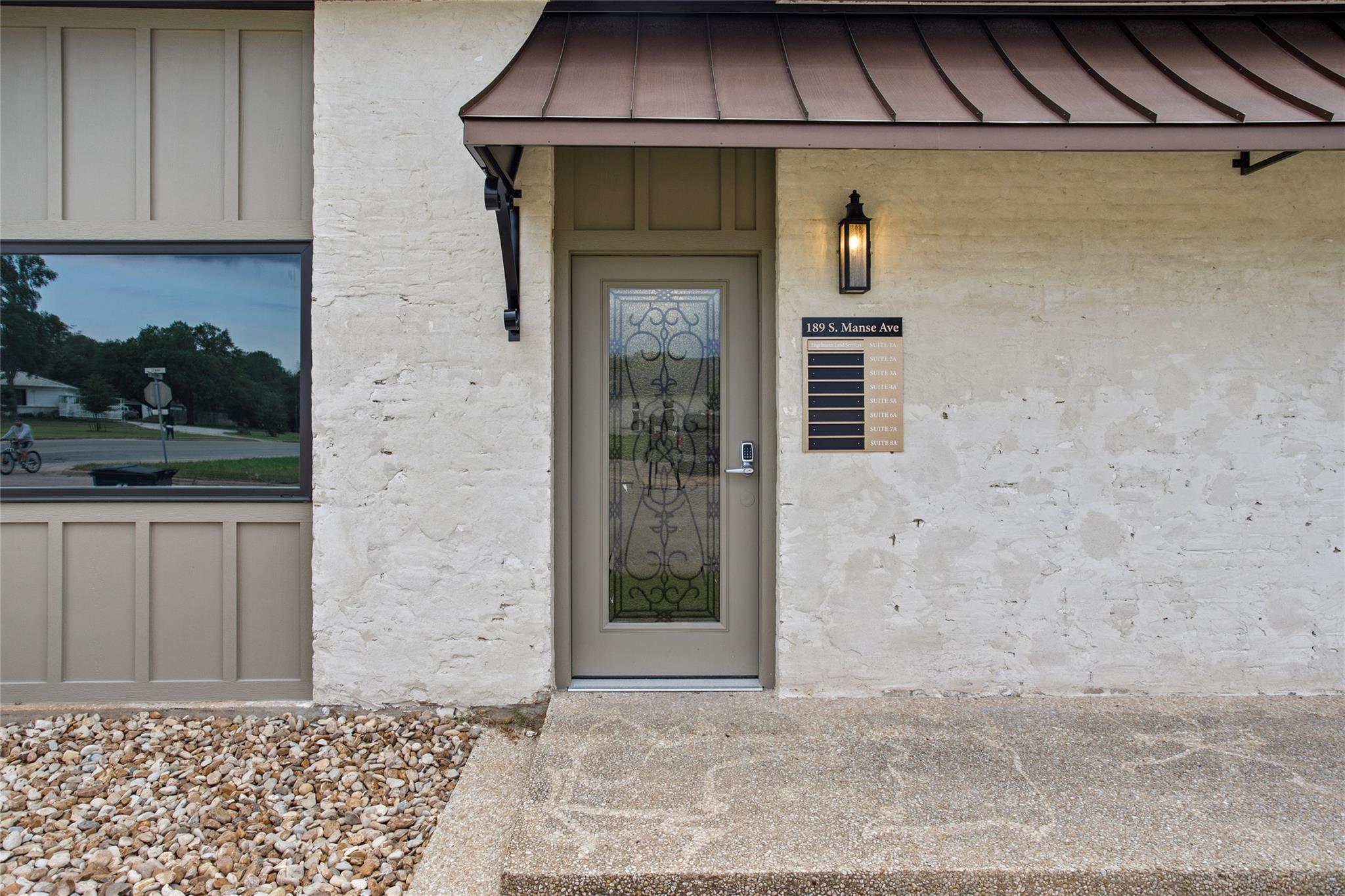 189 S Manse Ave #a3 - East Wing Property Photo 6