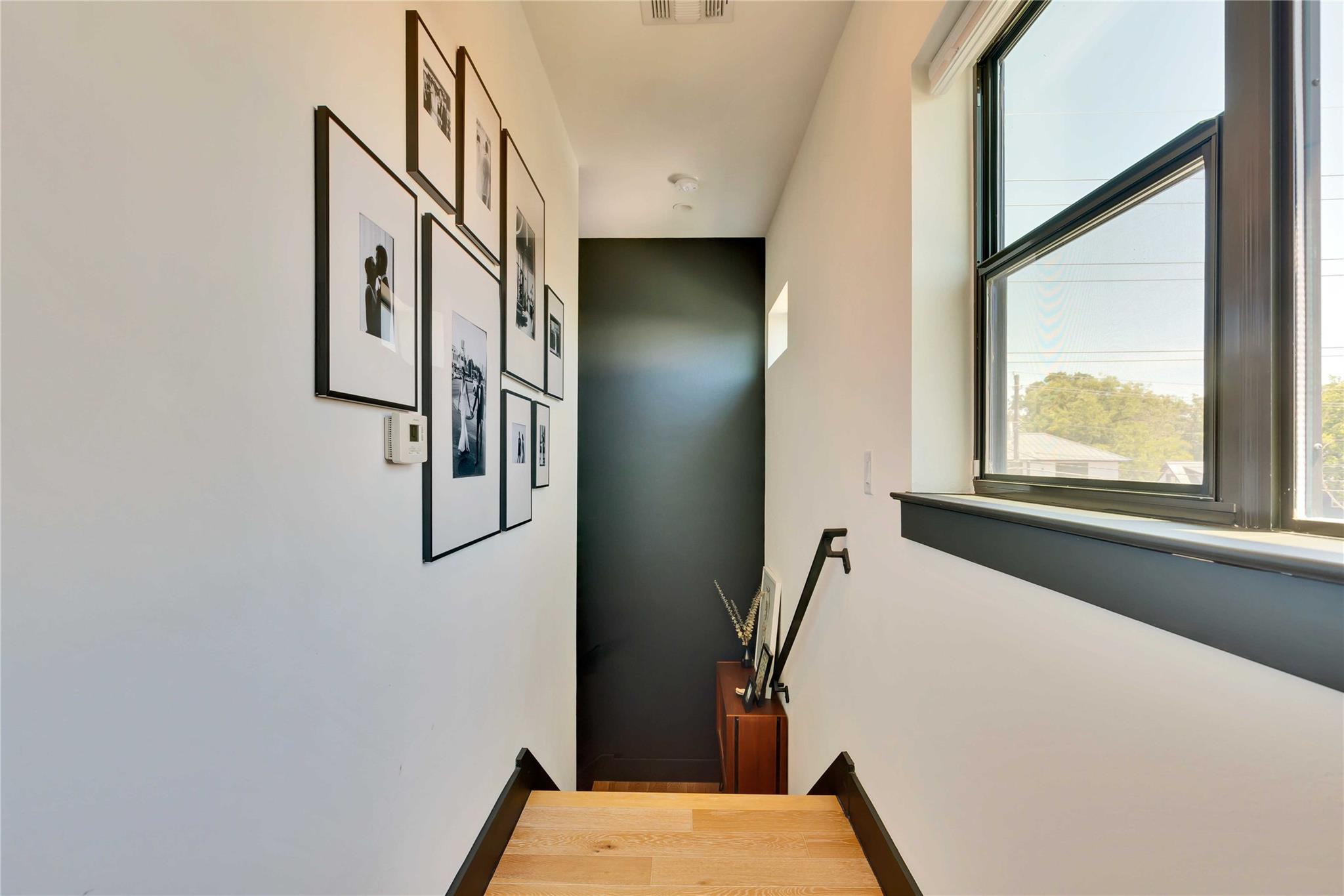 1128 Chicon St #201 Property Photo 24