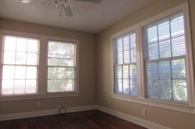 3511 Windsor Rd #b Property Photo 3
