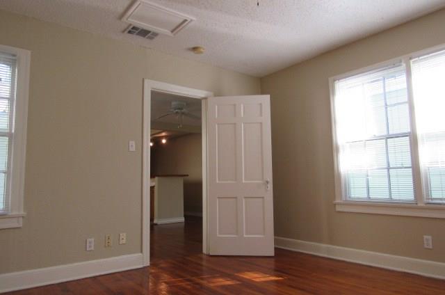 3511 Windsor Rd #b Property Photo 10