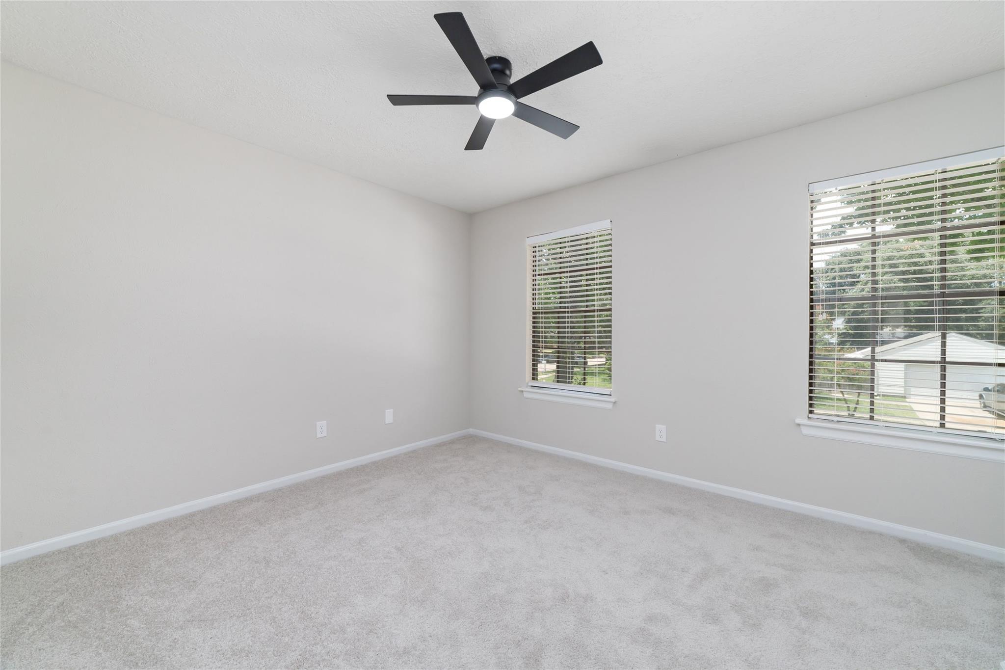 8406 Pine Falls Dr Property Photo 21