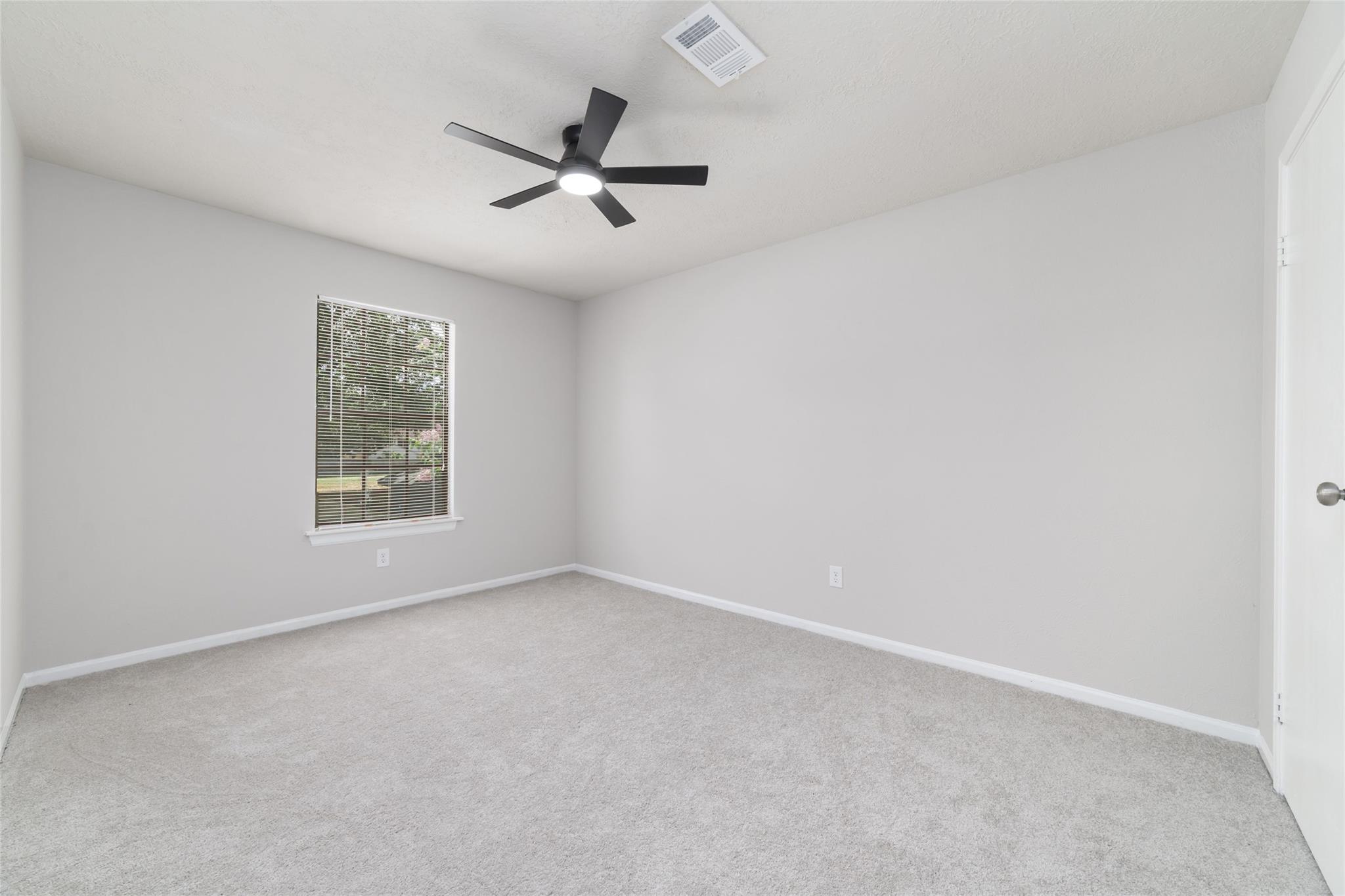 8406 Pine Falls Dr Property Photo 24
