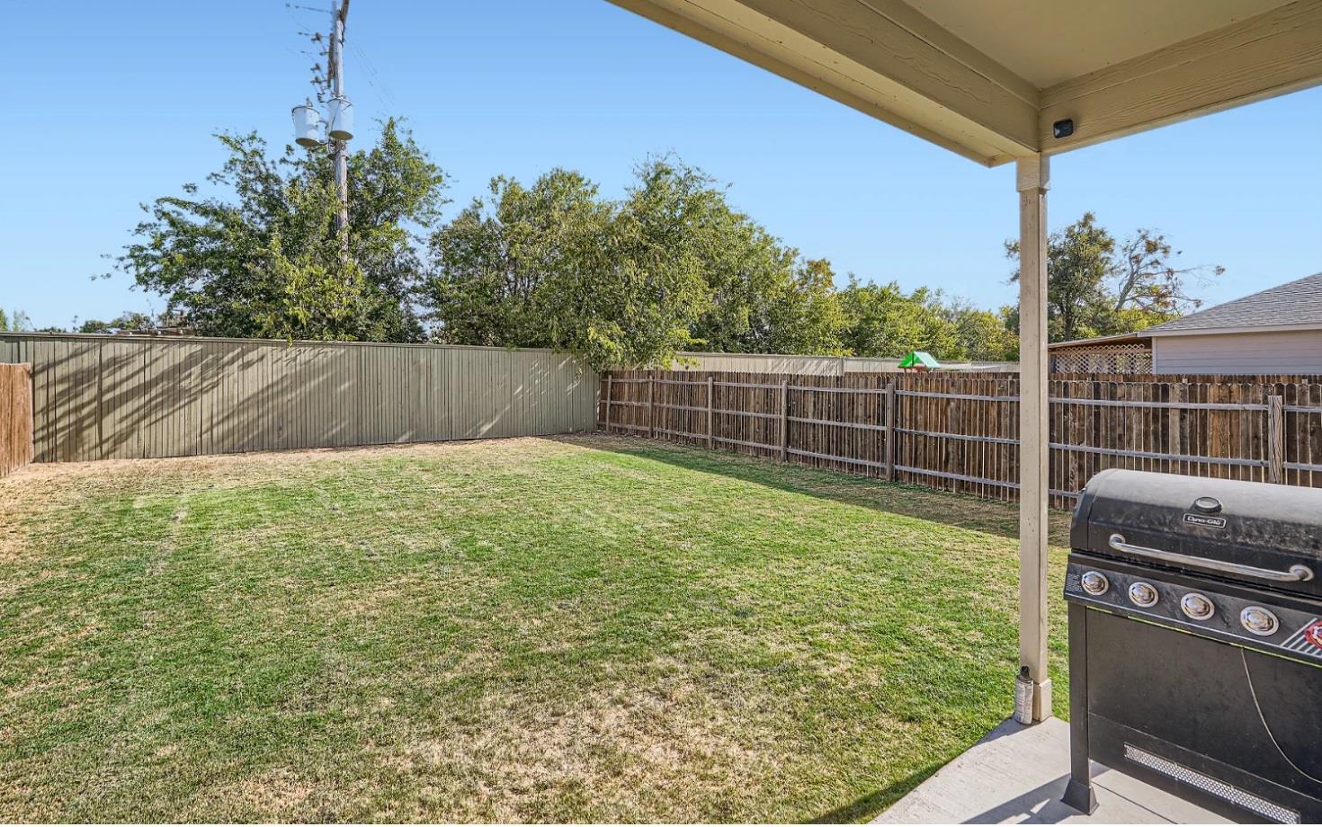 301 La Dera Dr Property Photo 26