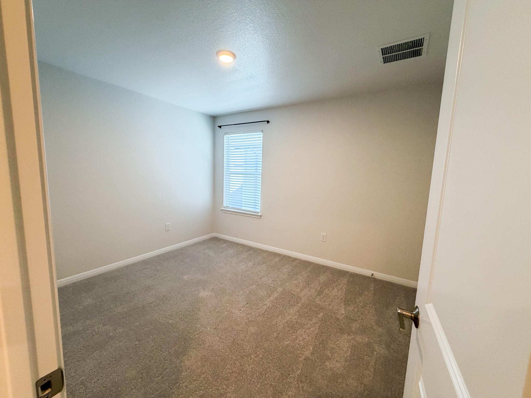 5904 Jennifer Pasture Path Property Photo 7