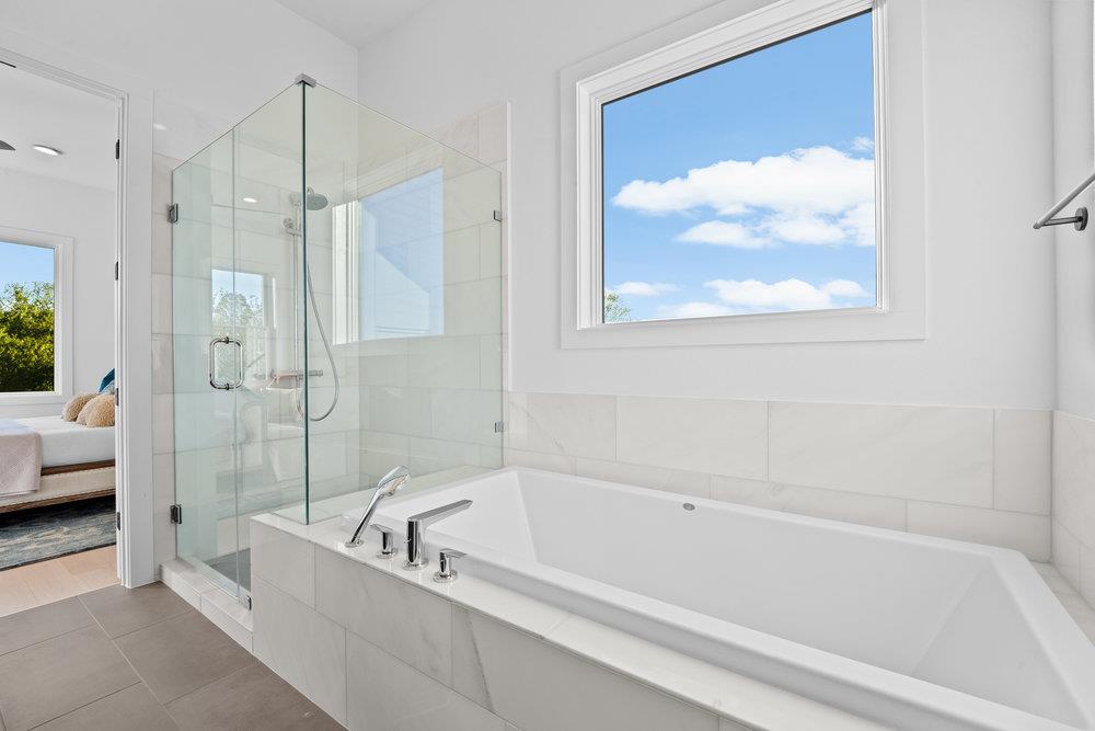 5001 Childers Path Property Photo 24