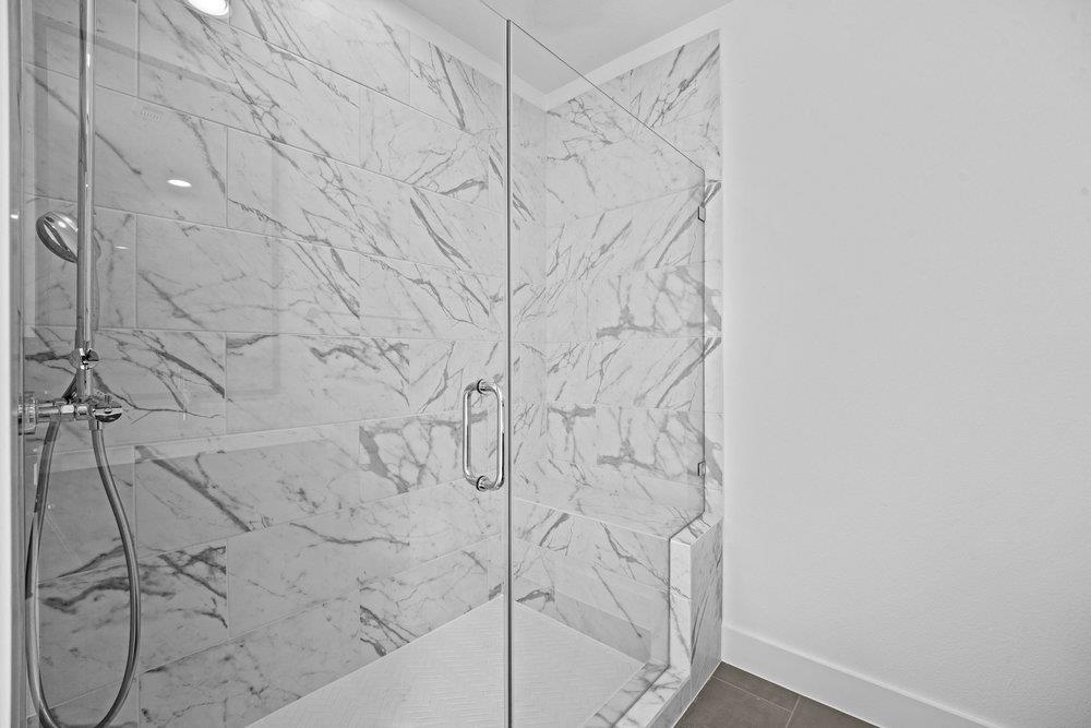 5001 Childers Path Property Photo 30