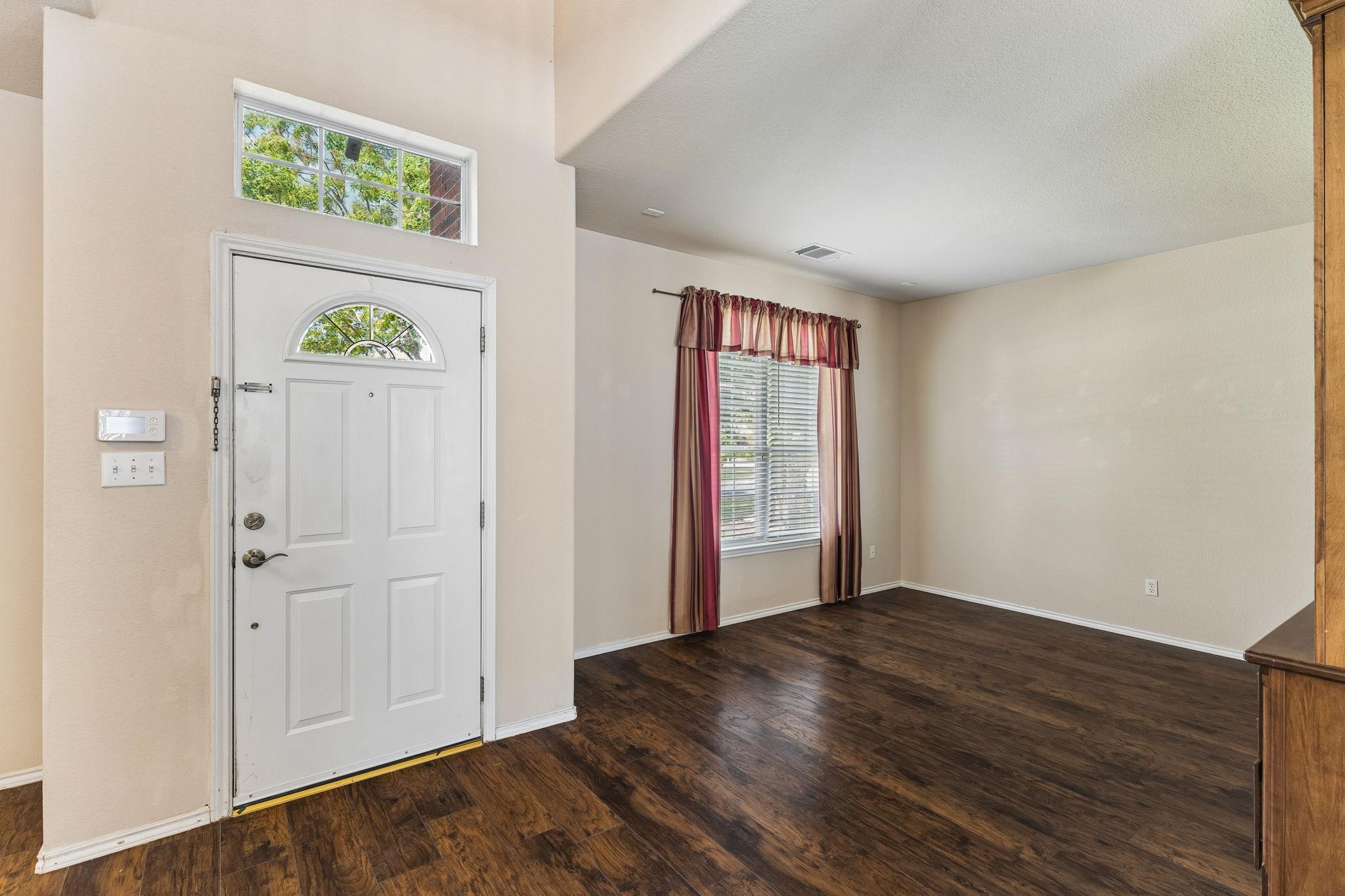 2404 Kristen Ln Property Photo 4