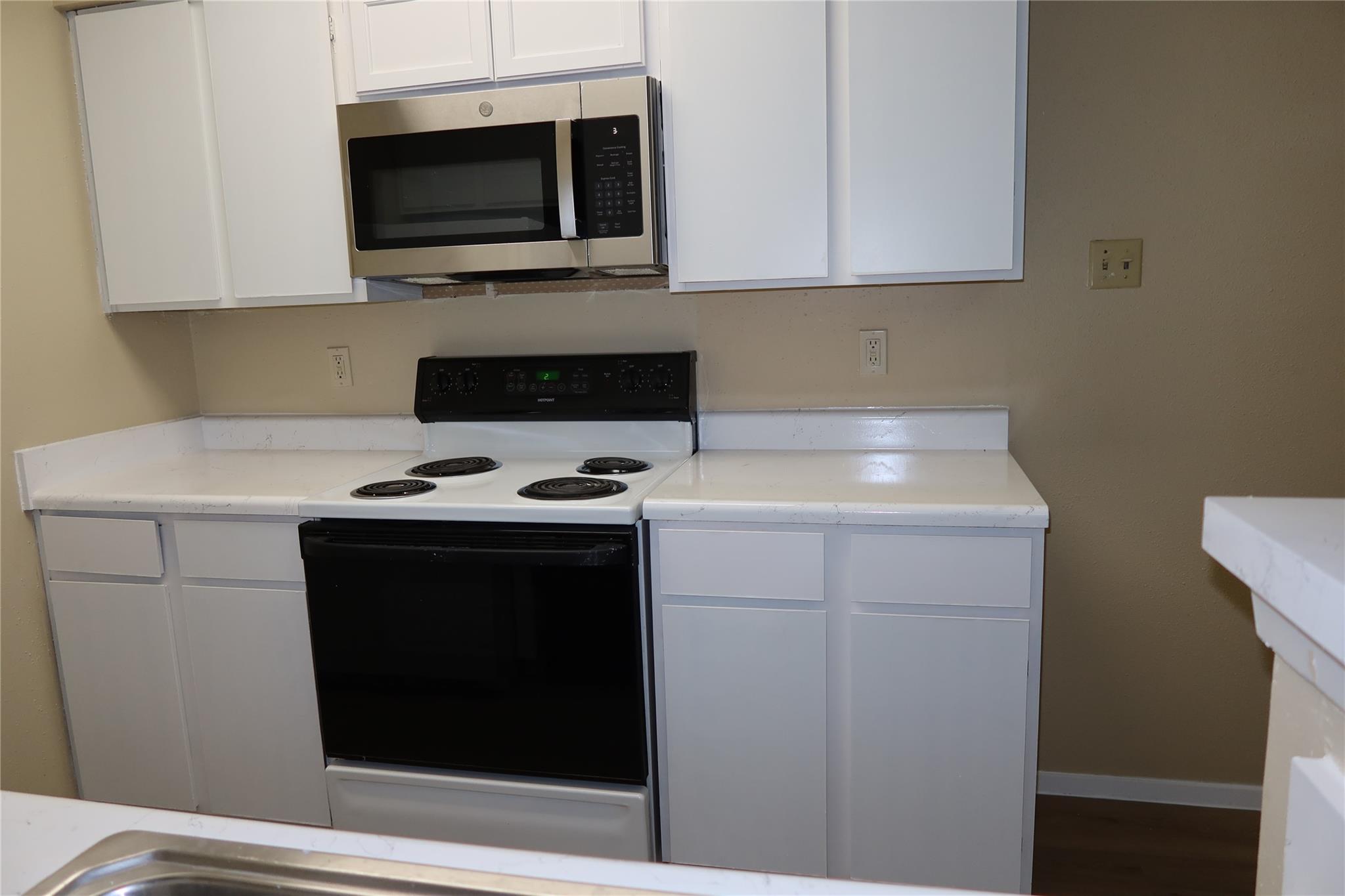 114 E 31st St #106 Property Photo 14