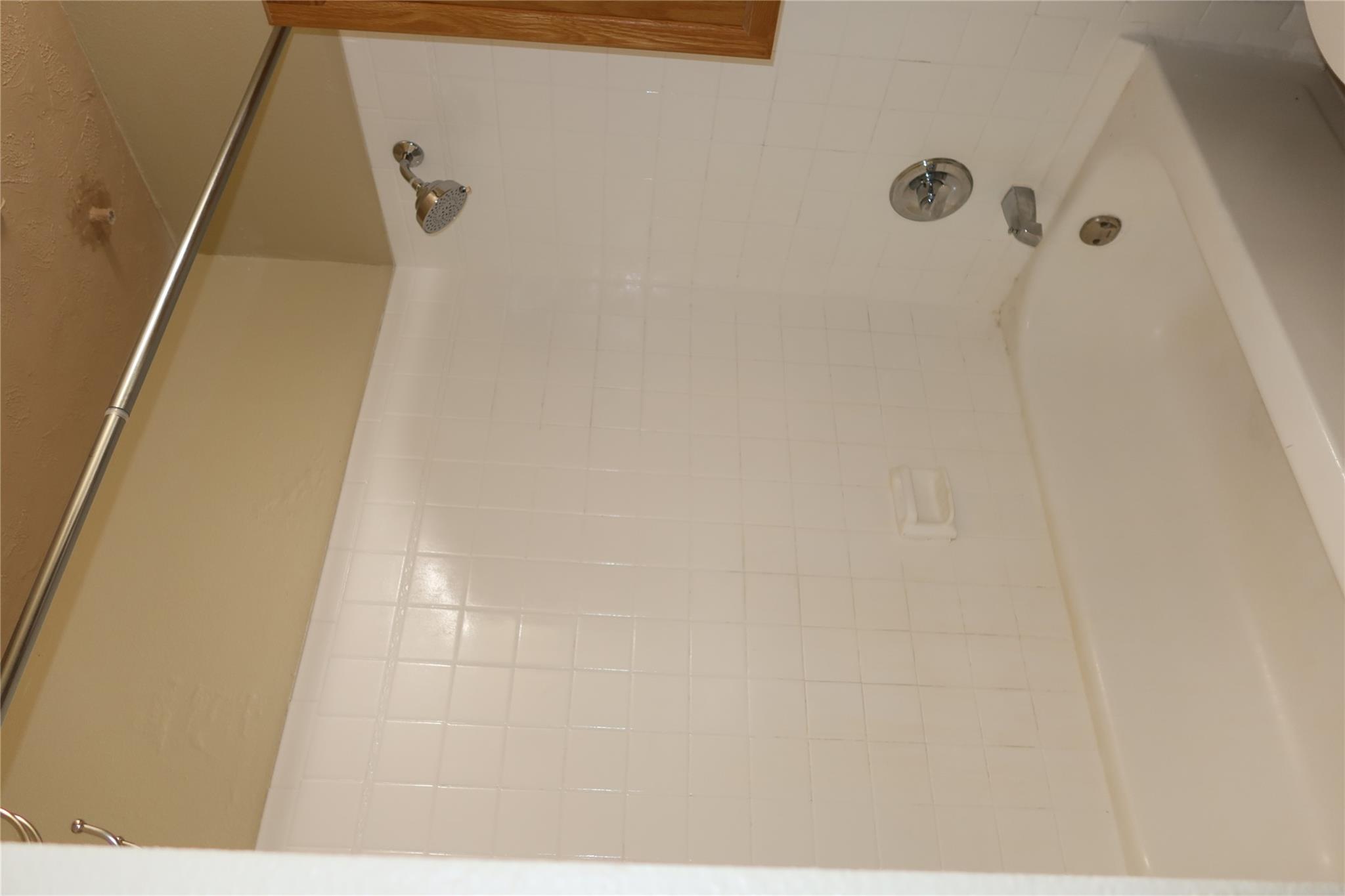 114 E 31st St #106 Property Photo 18