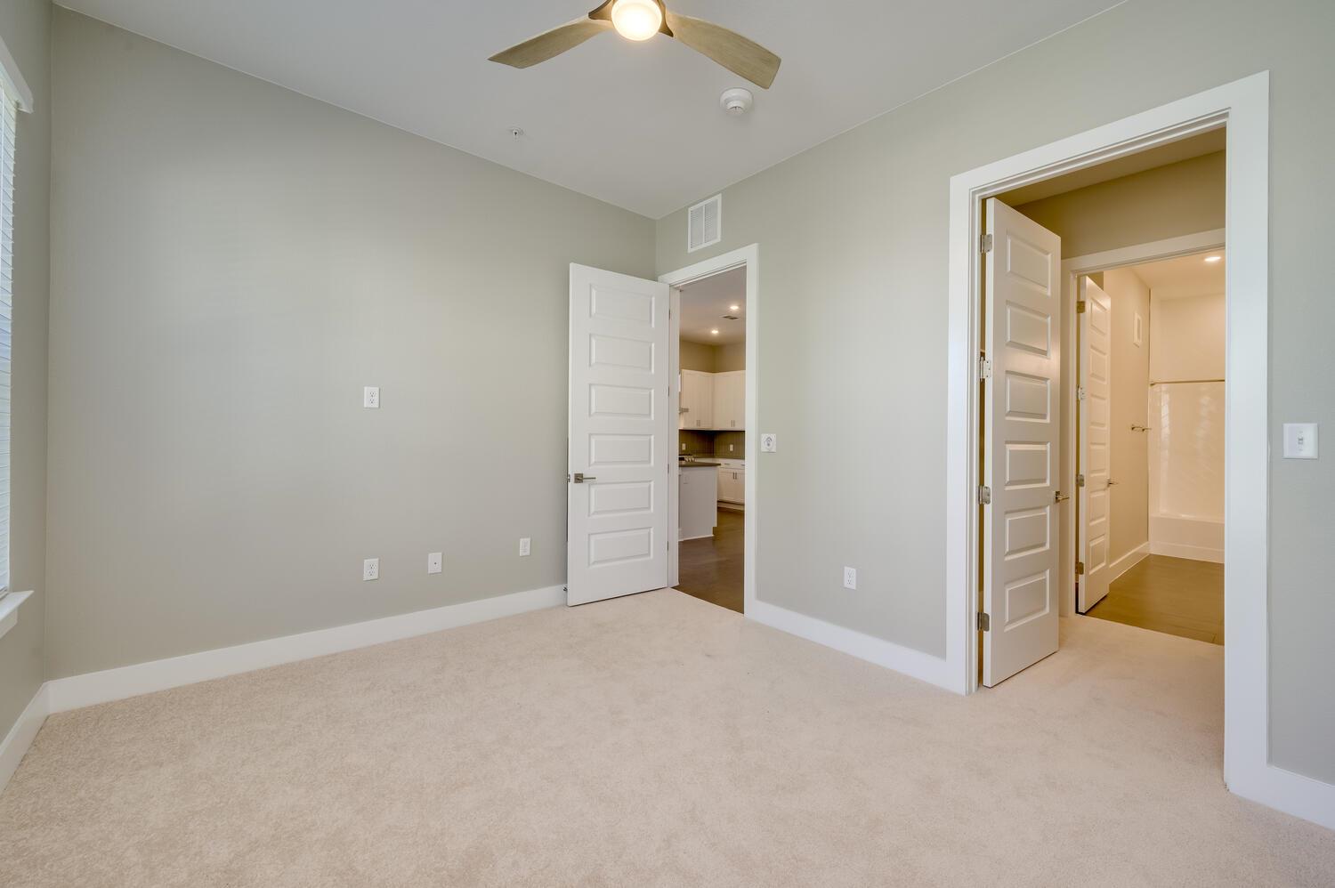 4325 Jackson Ave #2105 Property Photo 28