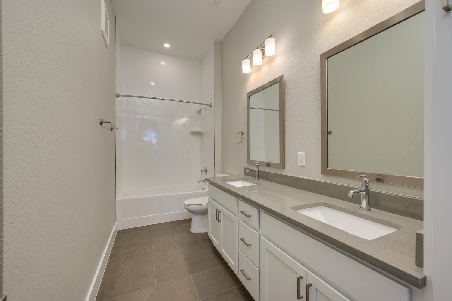 4325 Jackson Ave #2105 Property Photo 30