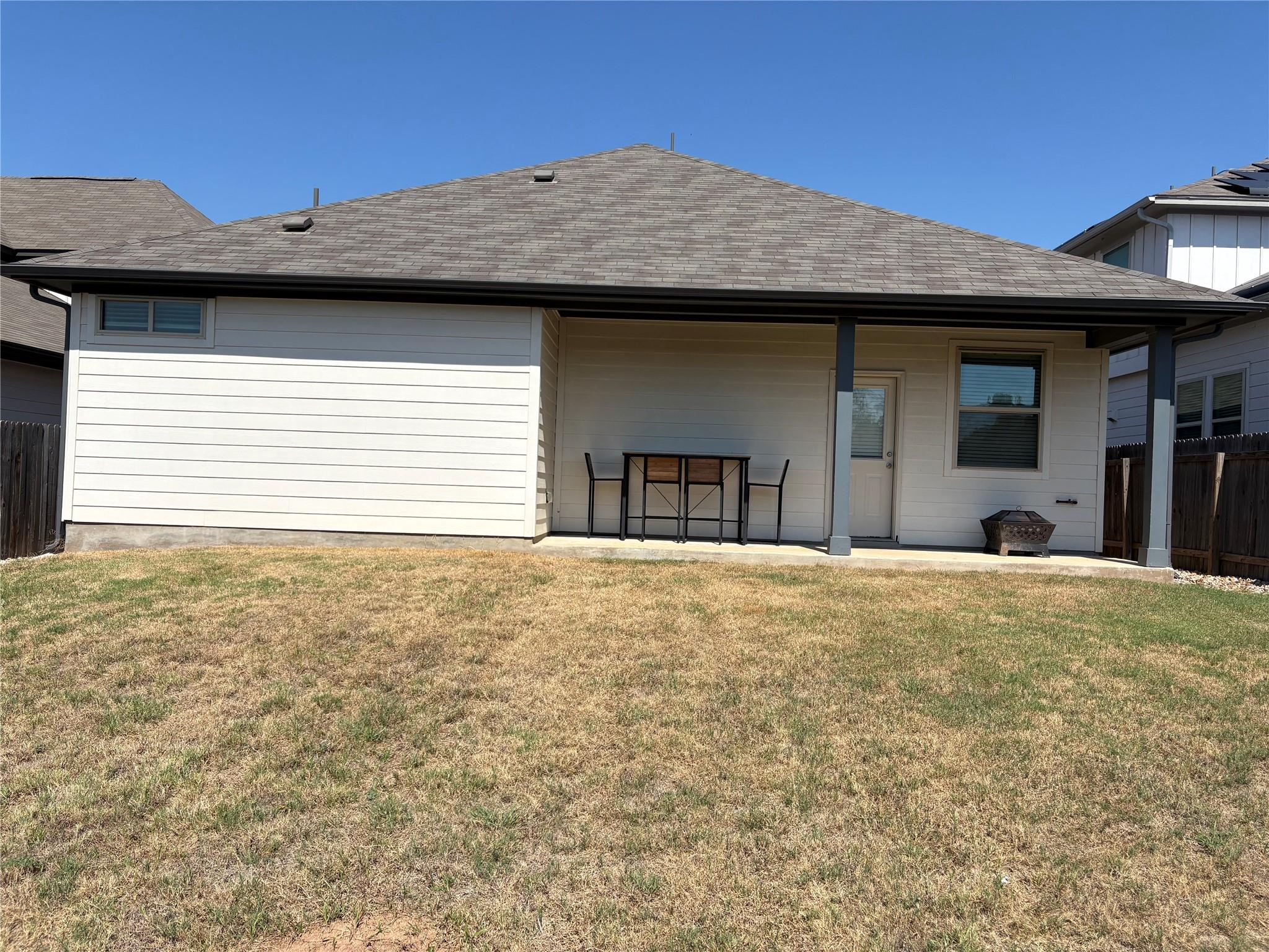 185 Munk Ln Property Photo 2