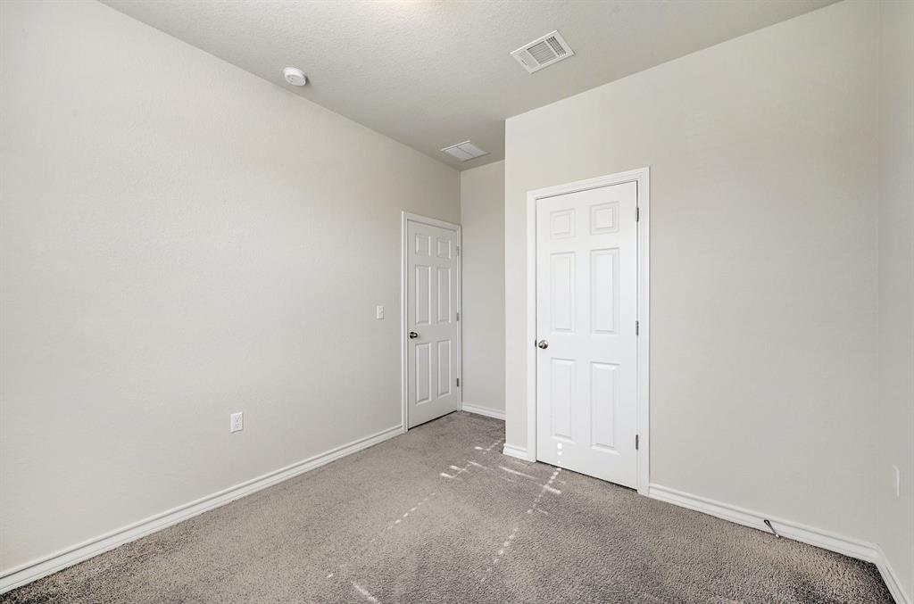 11734 Saddle Rock Dr Property Photo 22