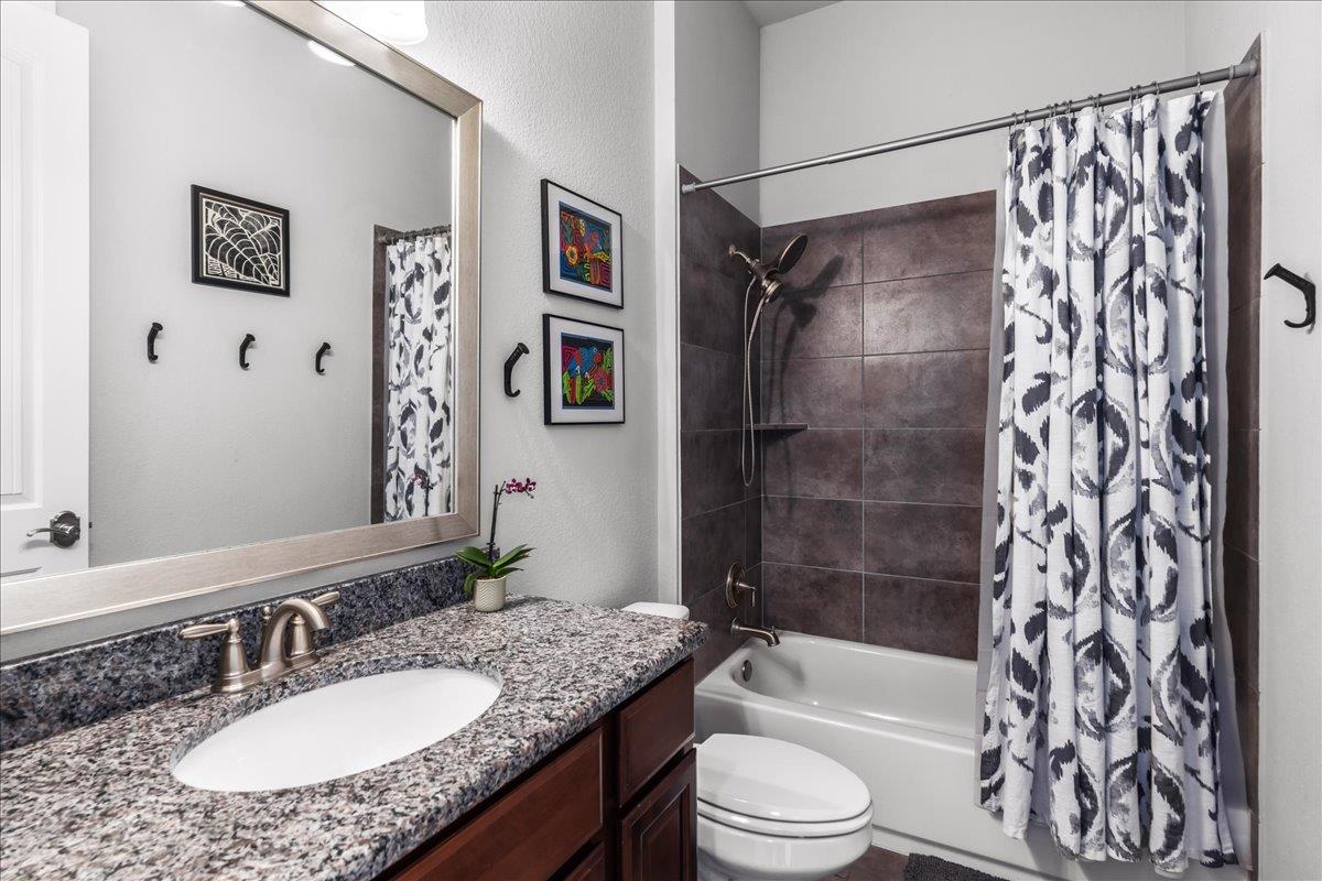 413 Montalcino Ln Property Photo 12