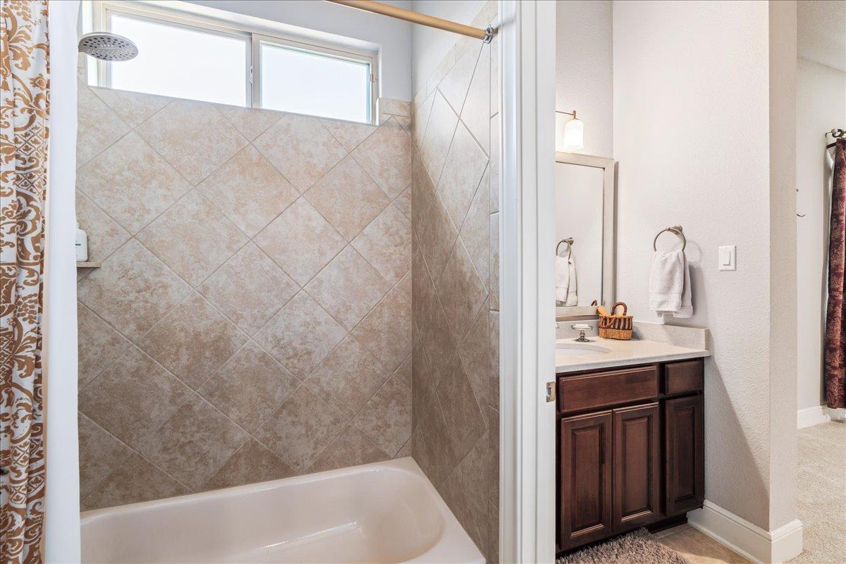 413 Montalcino Ln Property Photo 30