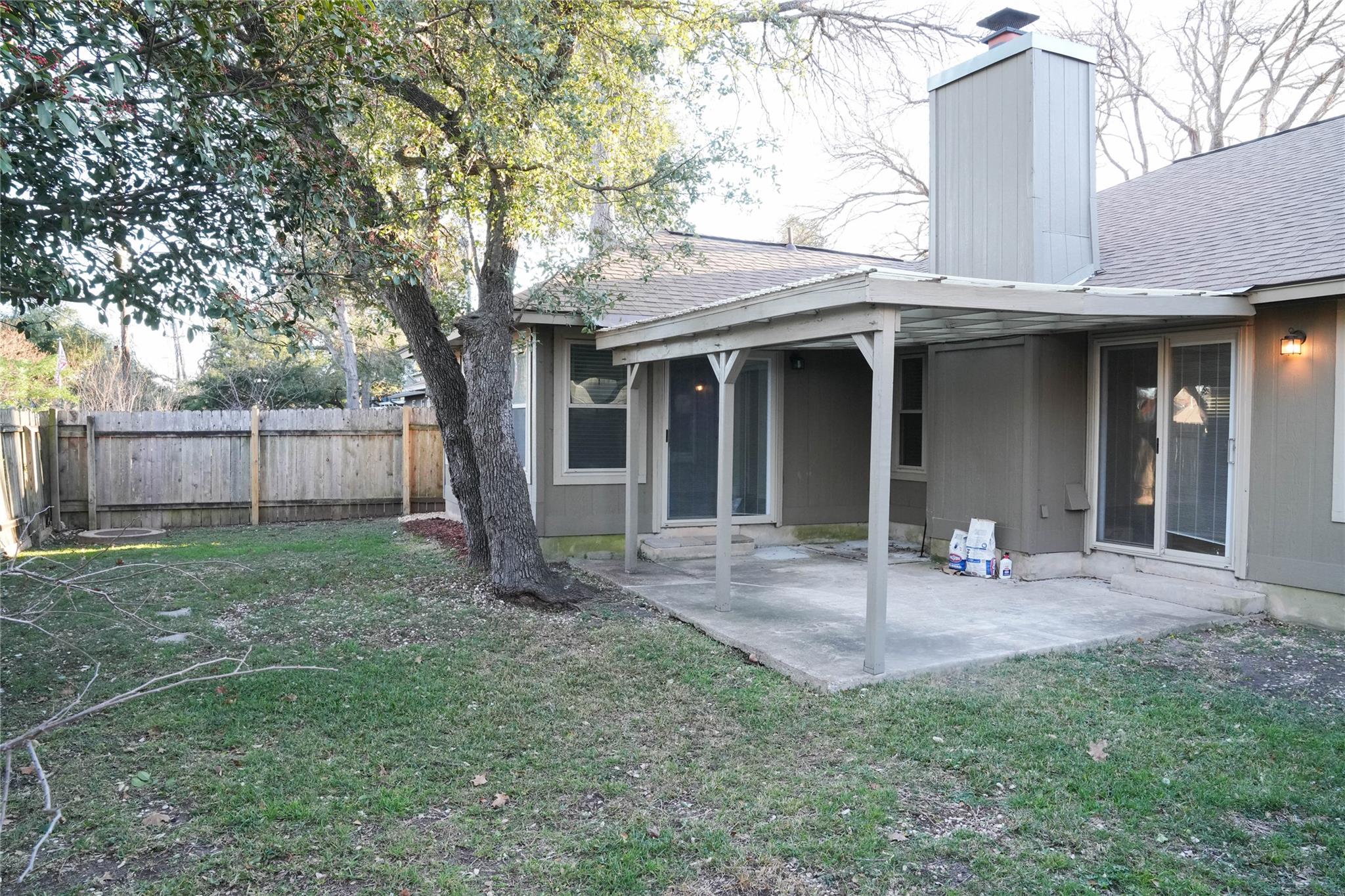 13123 Mill Stone Dr Property Photo 7