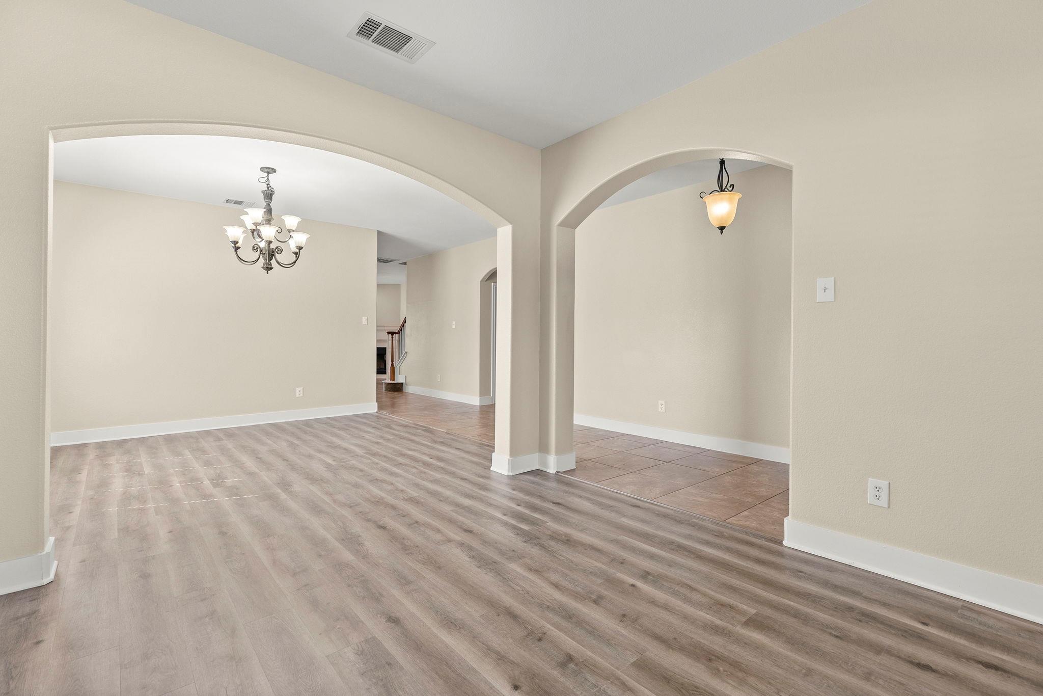 3013 Hawks Swoop Trl Property Photo 11