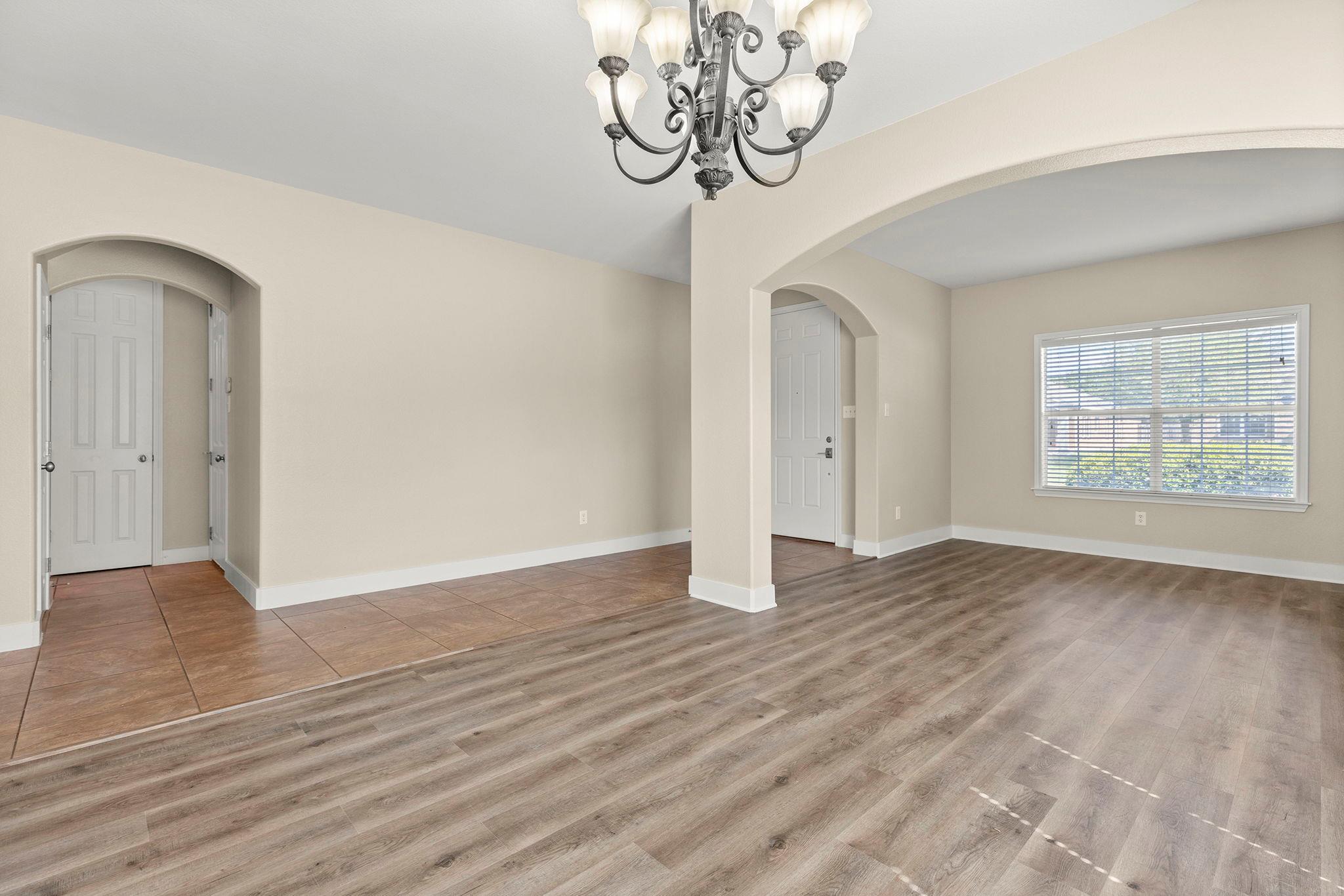 3013 Hawks Swoop Trl Property Photo 13