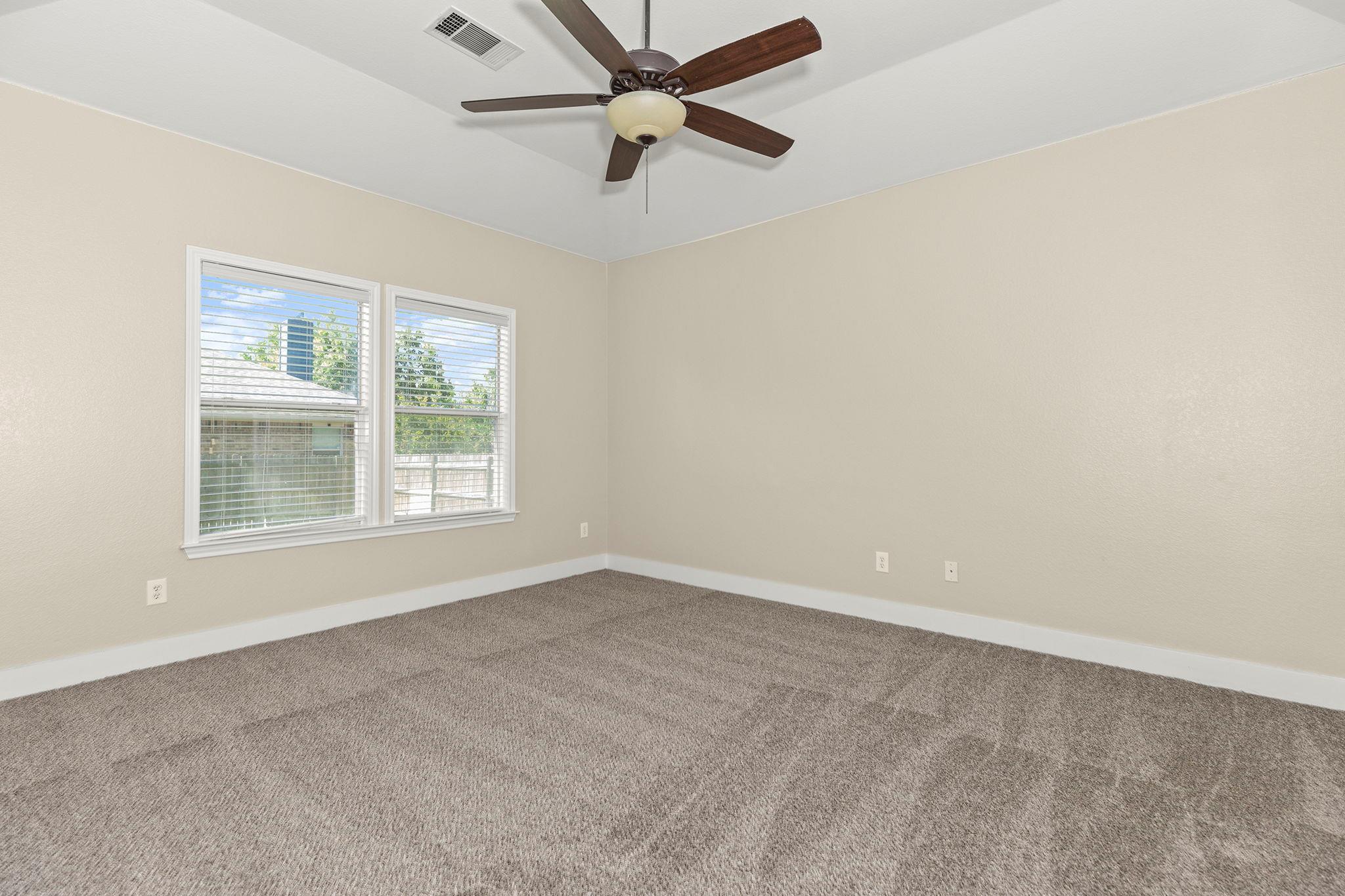 3013 Hawks Swoop Trl Property Photo 23