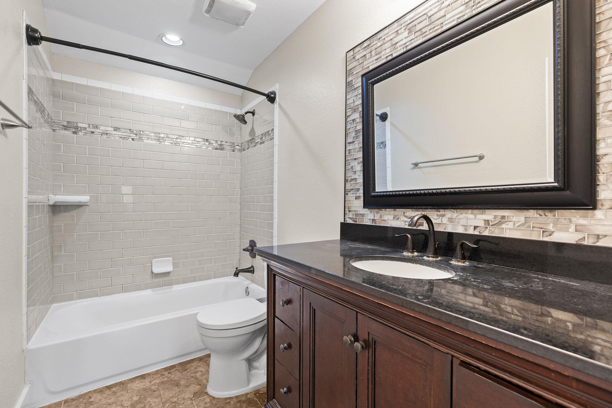 3013 Hawks Swoop Trl Property Photo 32