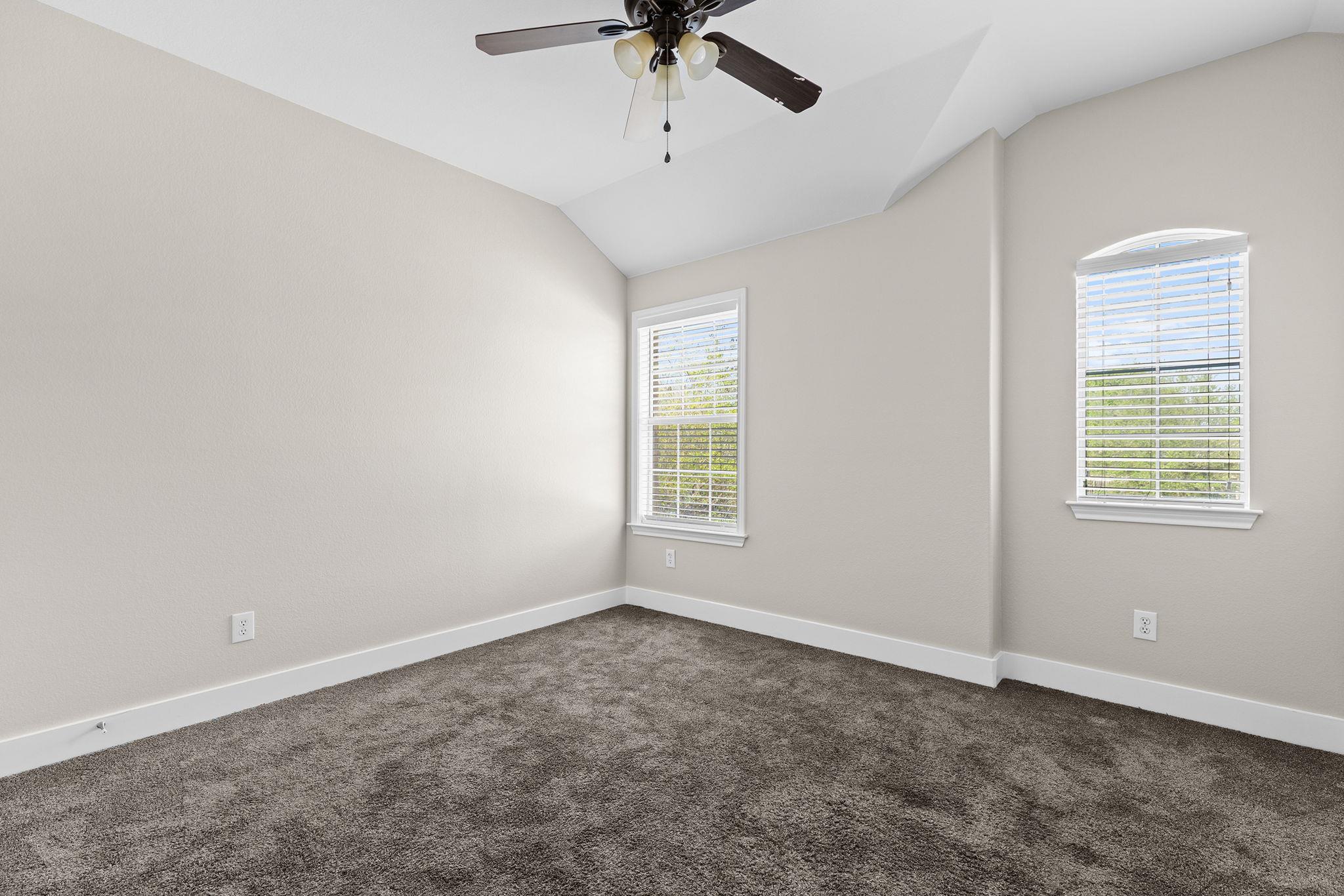 3013 Hawks Swoop Trl Property Photo 35