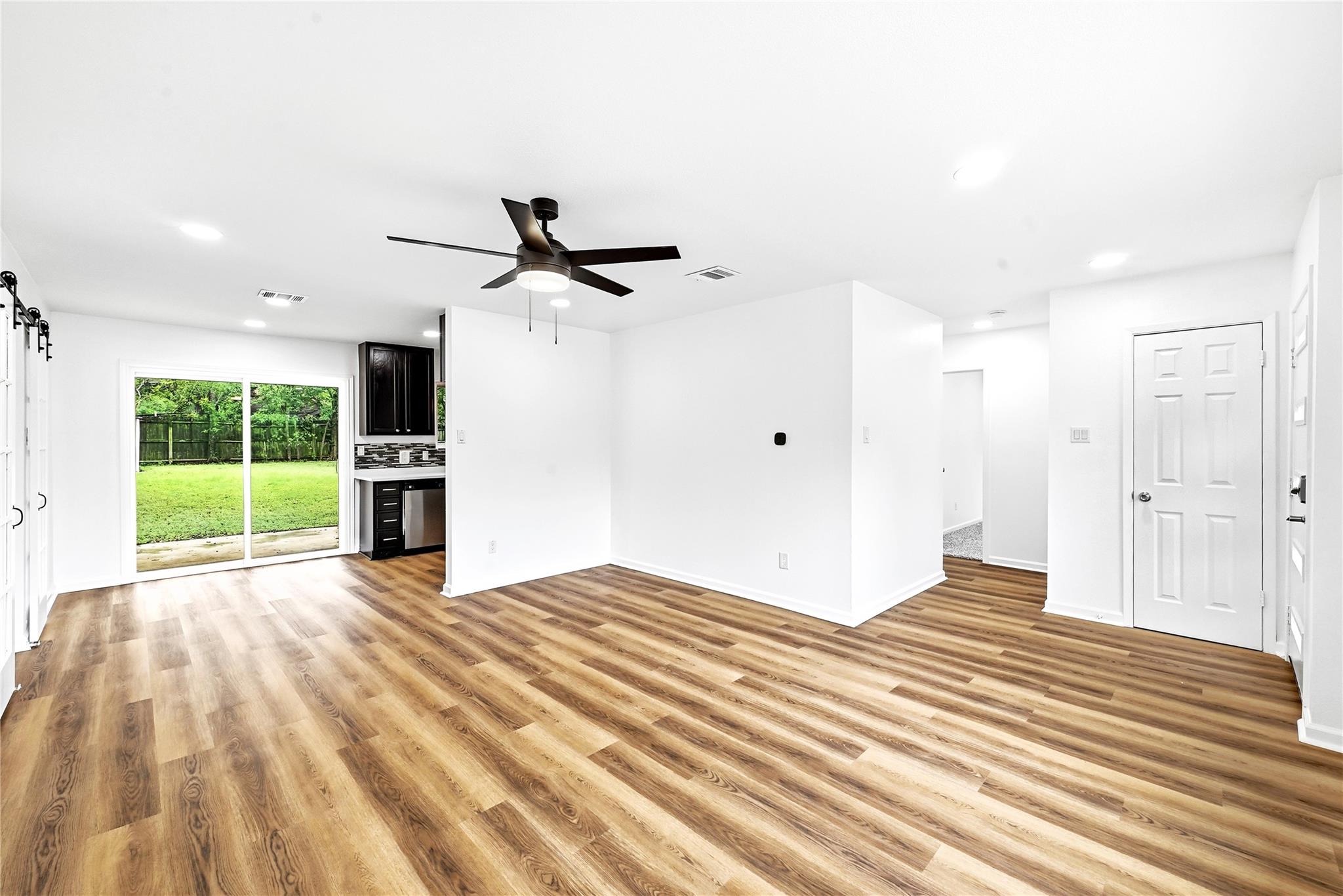 707 Great Britain Blvd Property Photo 4