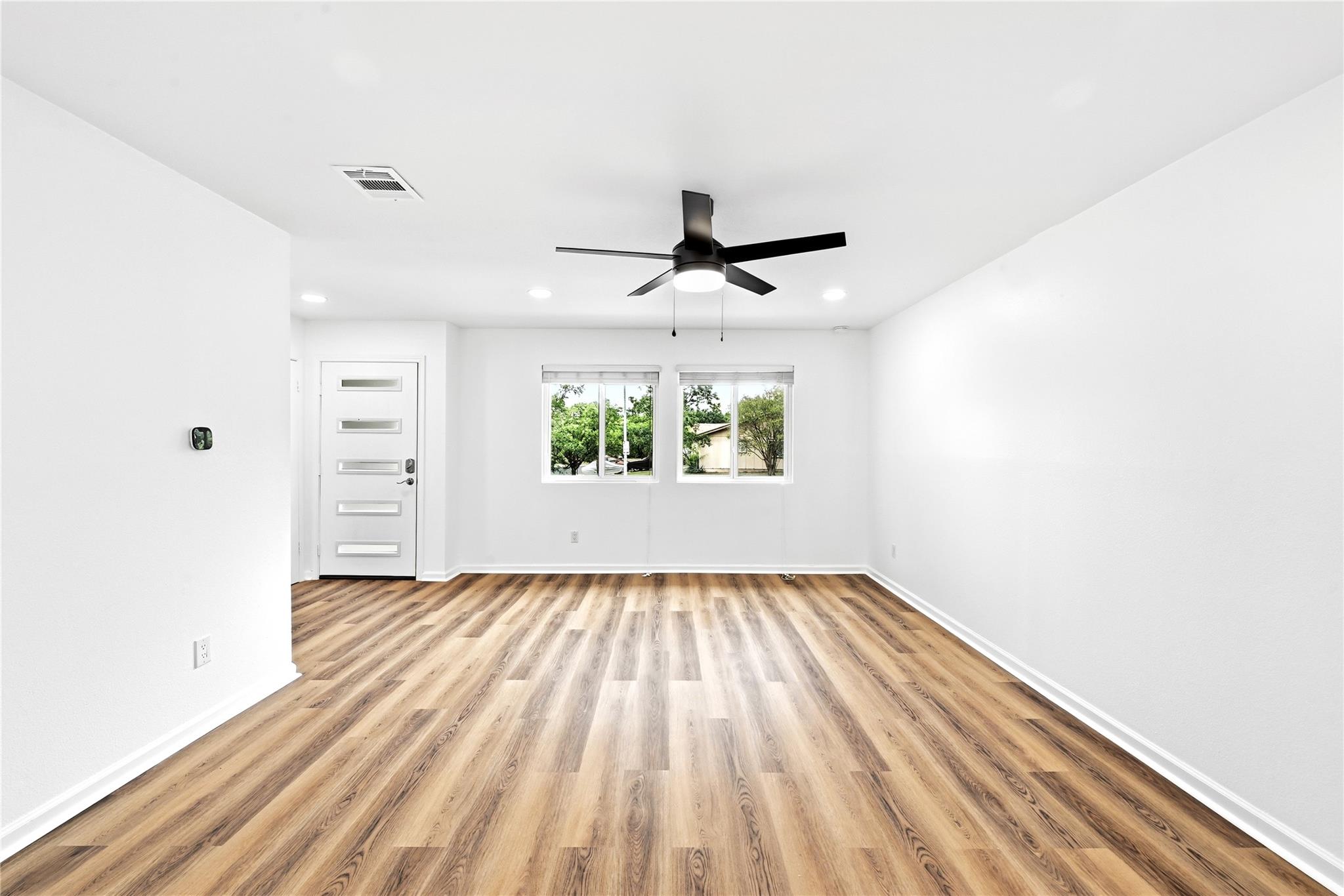 707 Great Britain Blvd Property Photo 8