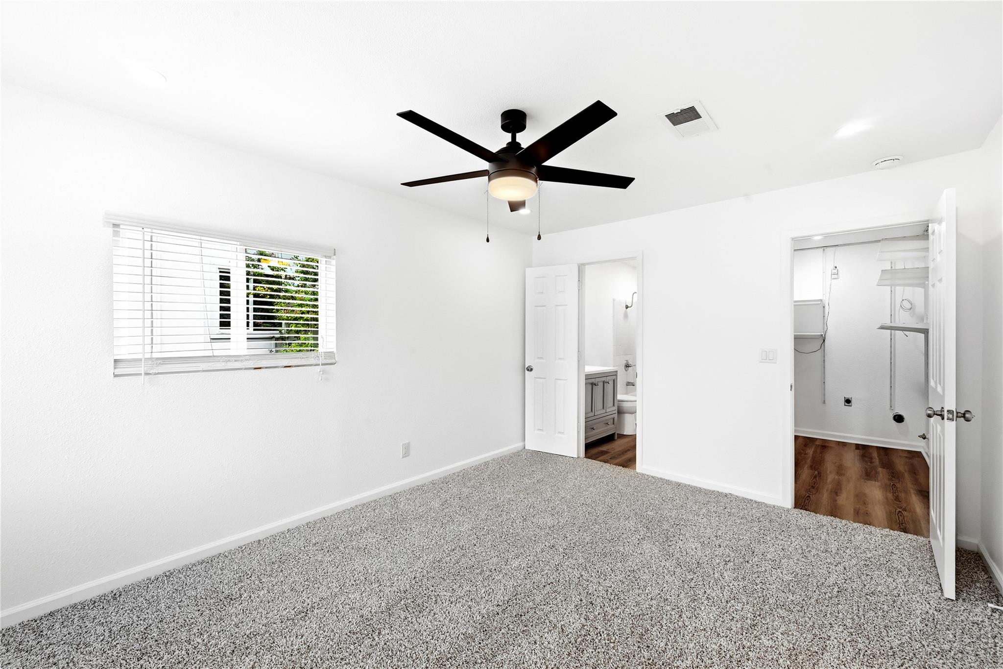 707 Great Britain Blvd Property Photo 17