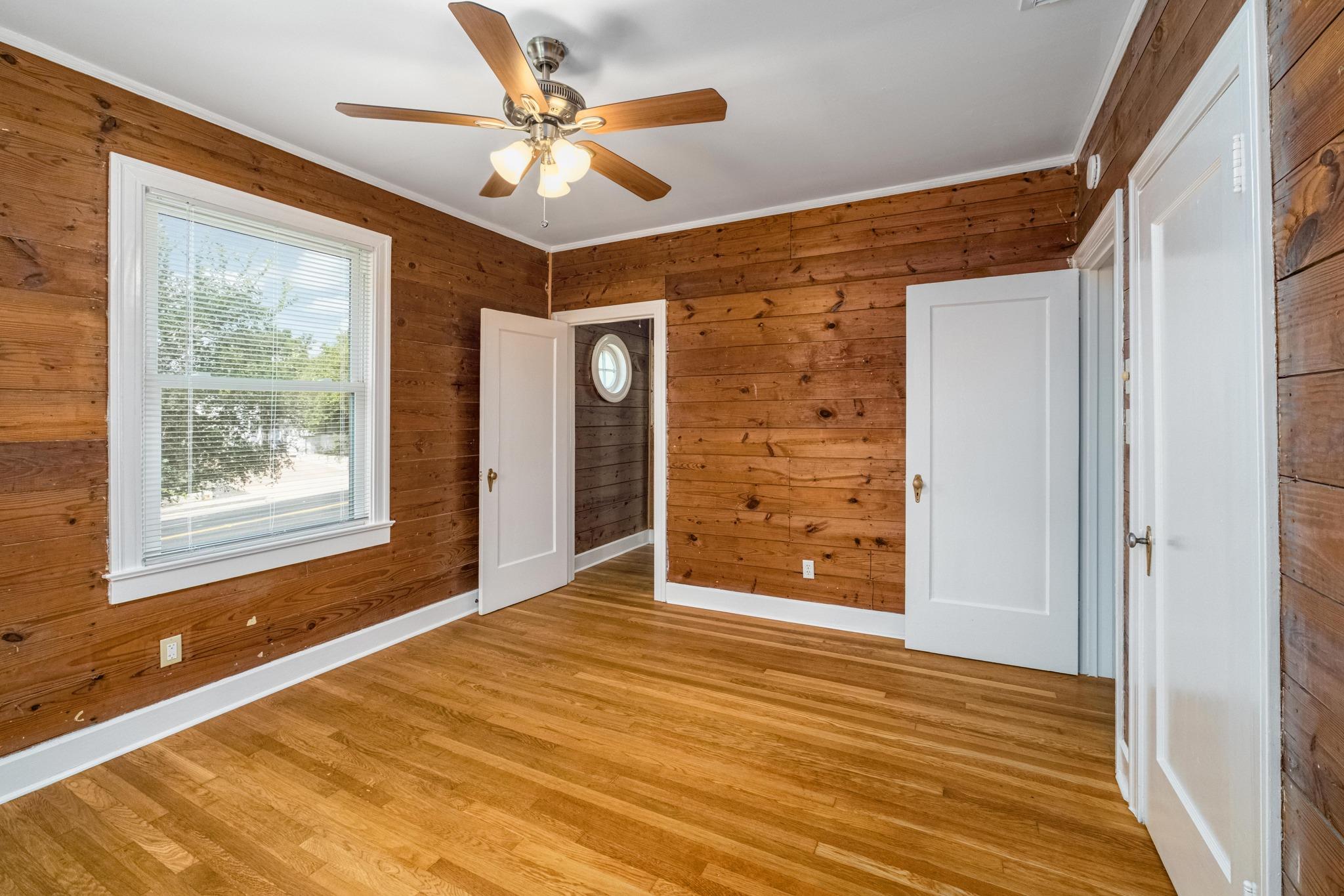 2012 Enfield Rd #unit B Property Photo 12