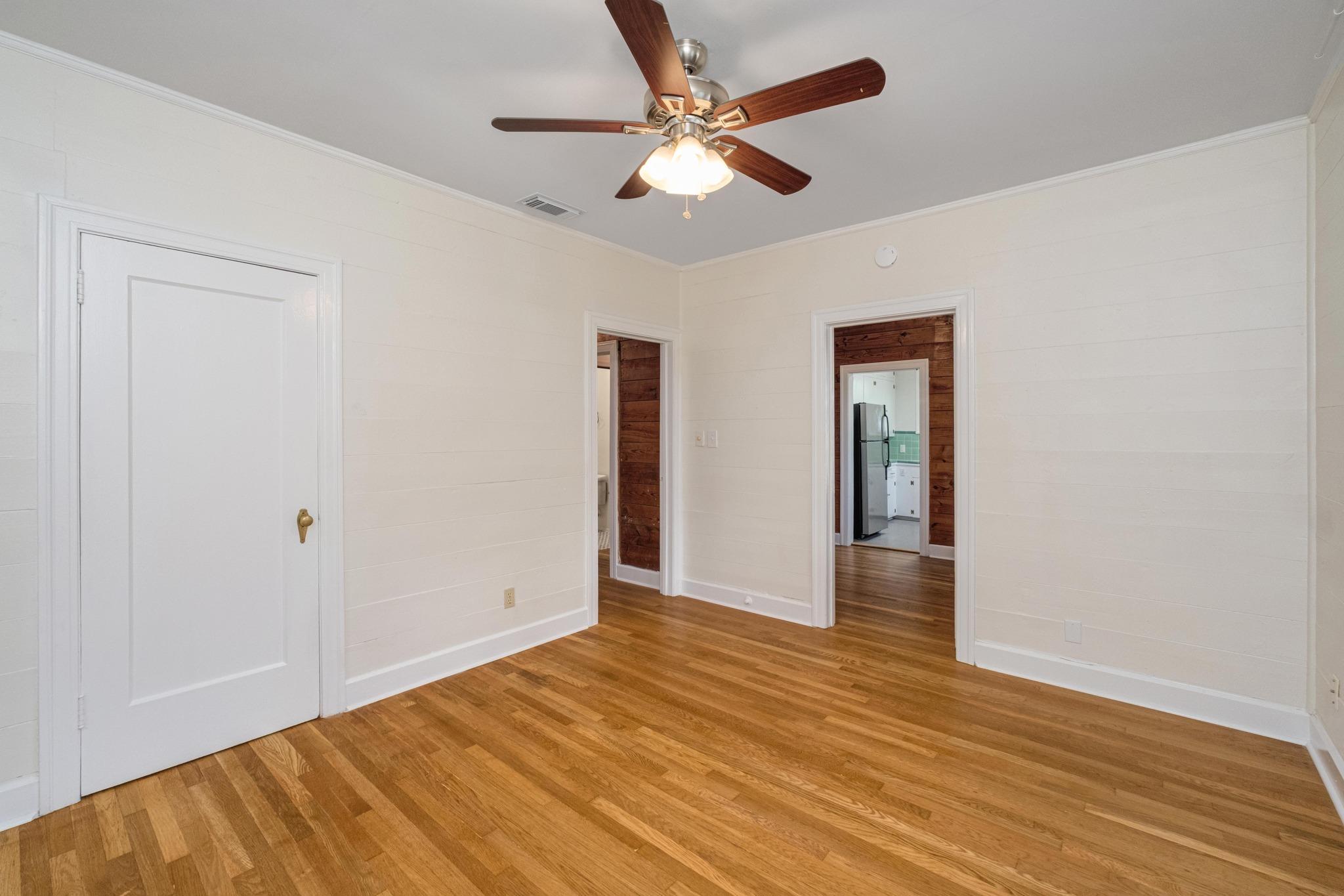 2012 Enfield Rd #unit B Property Photo 15