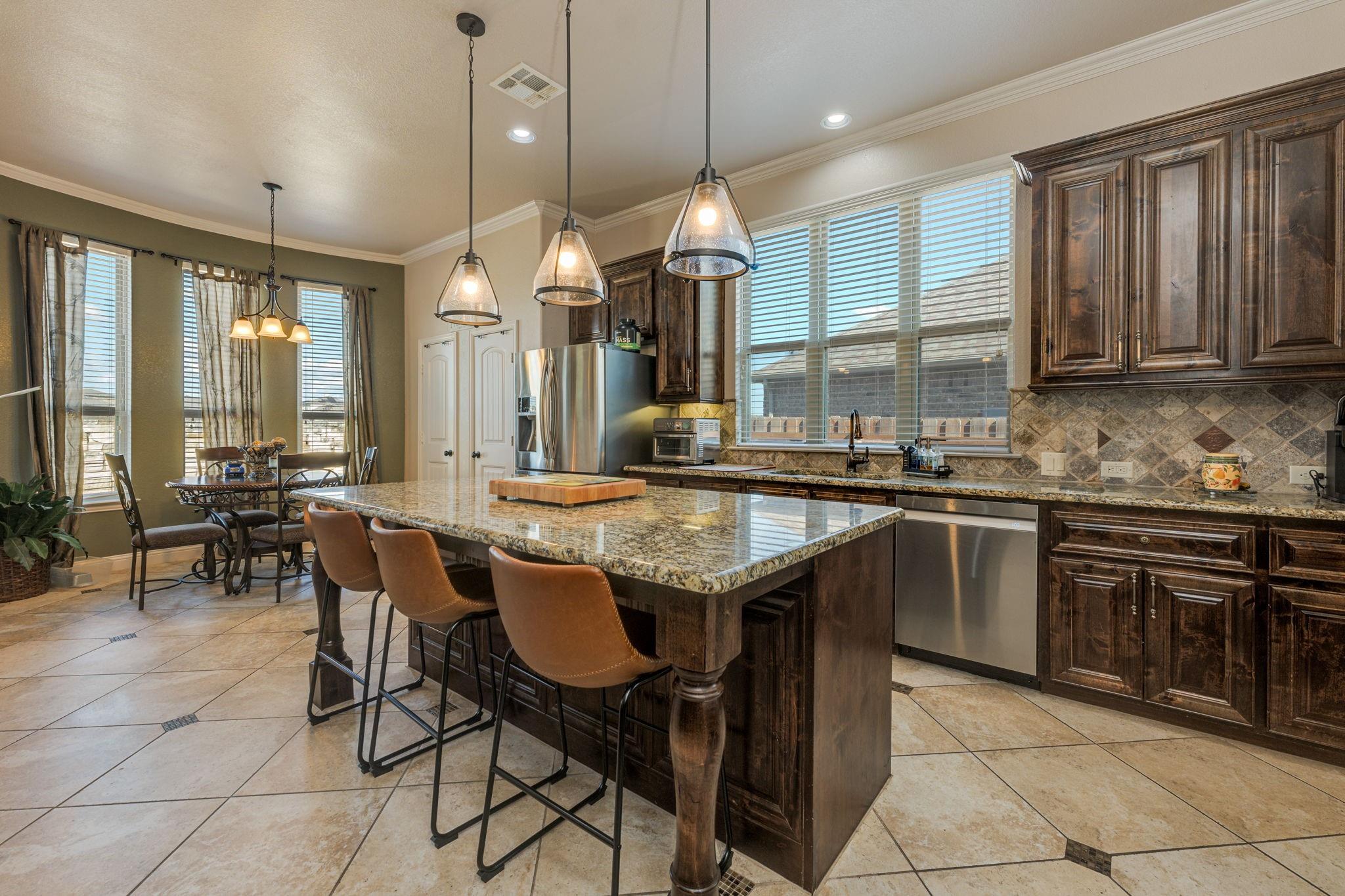 445 Mistflower Springs Dr Property Photo 8